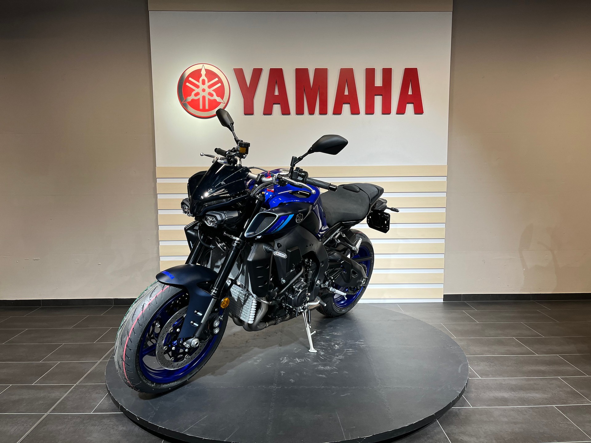 YAMAHA MT-10-image-5