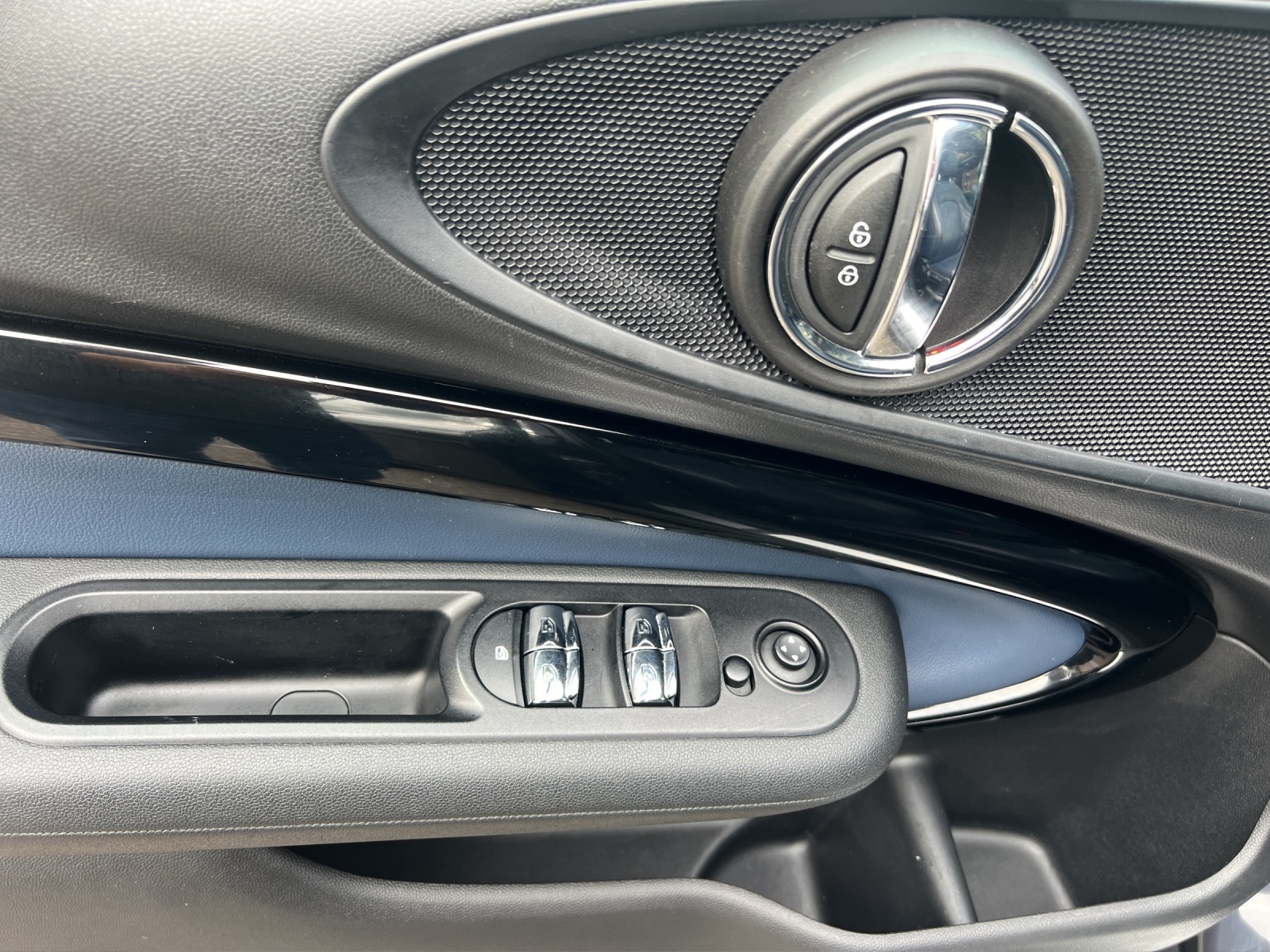 MINI Clubman Cooper SD Steptronic-image-8