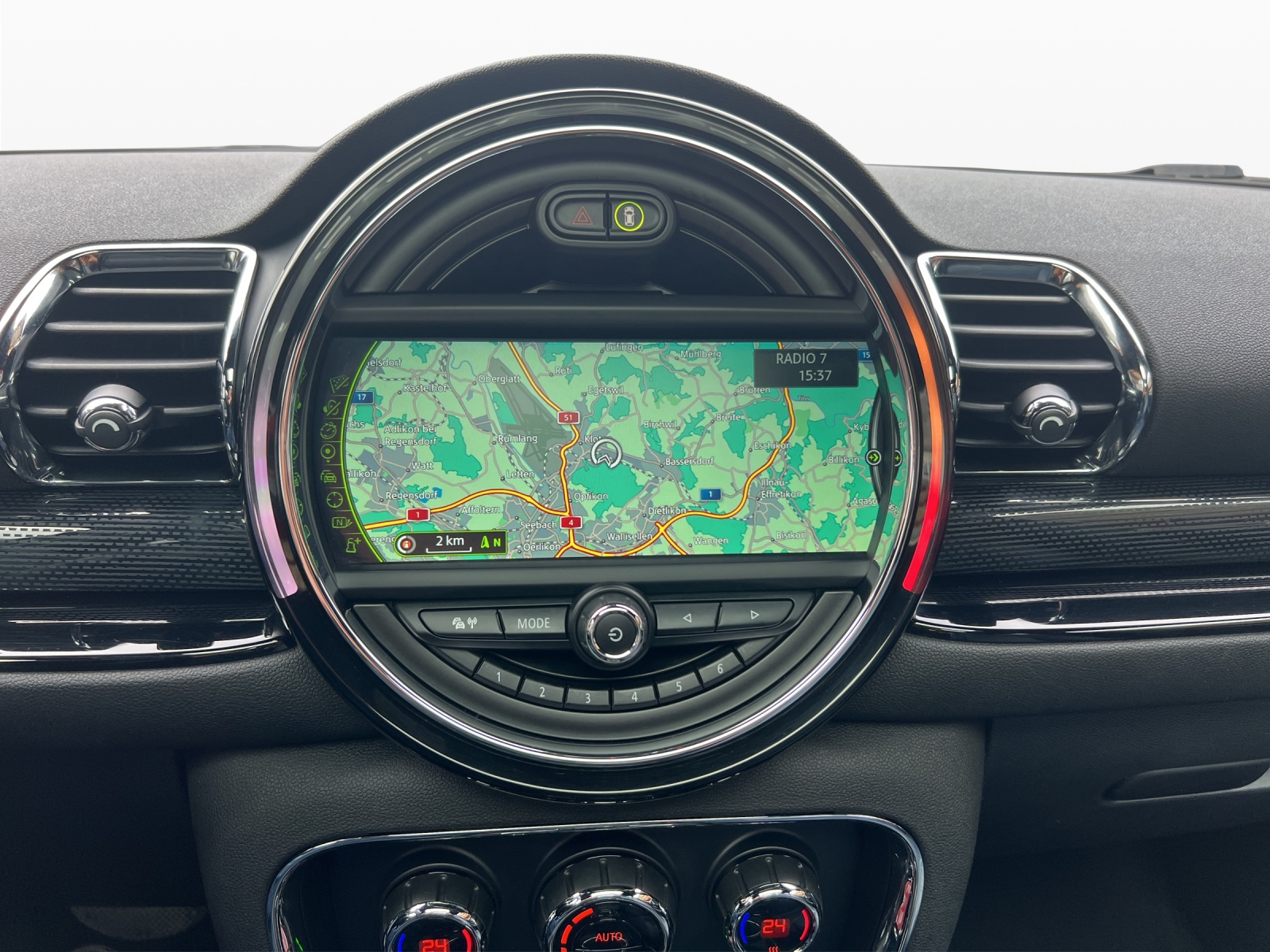 MINI Clubman Cooper SD Steptronic-image-11