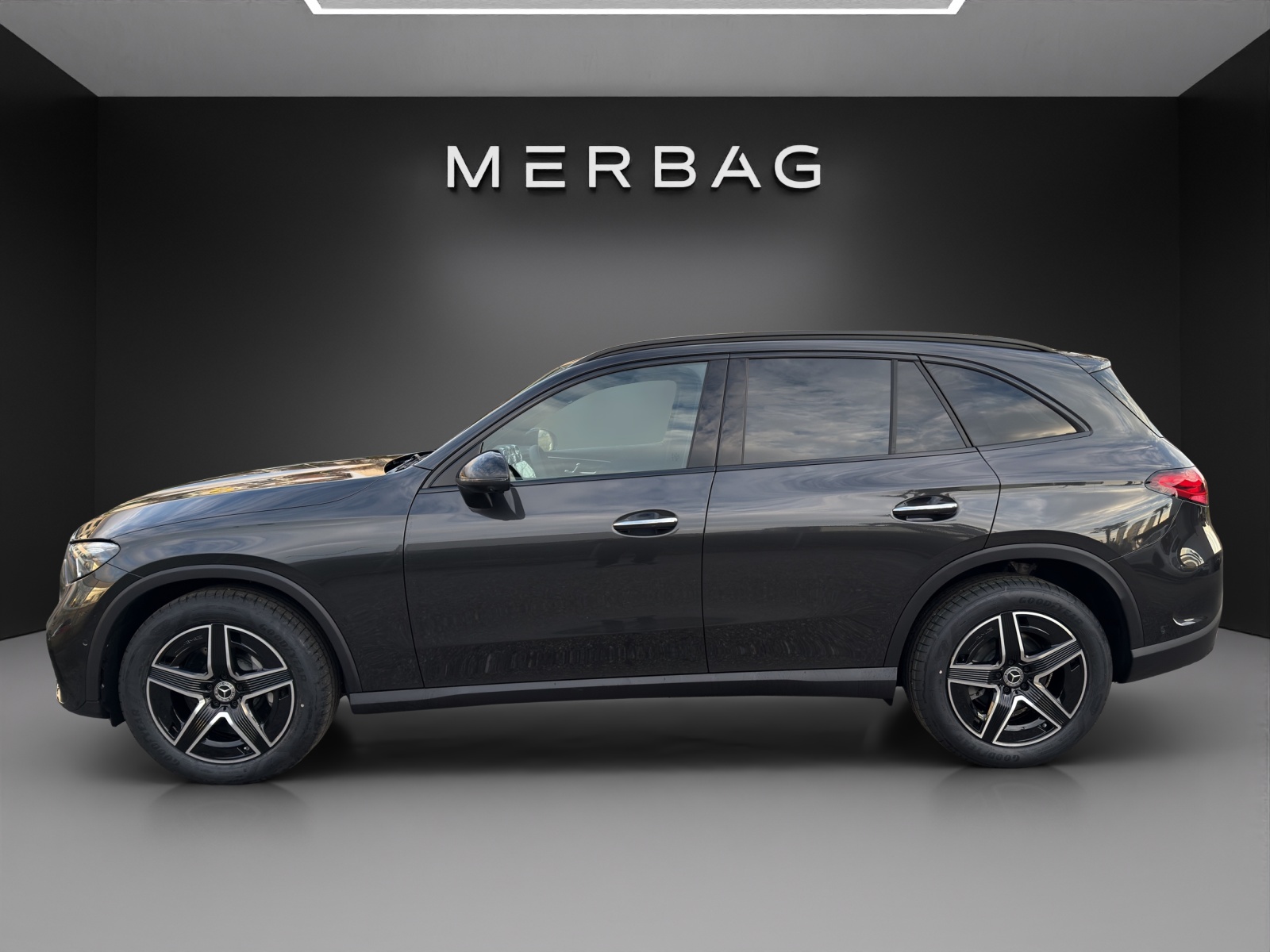 MERCEDES-BENZ GLC 200 4Matic 9G-Tronic-image-1
