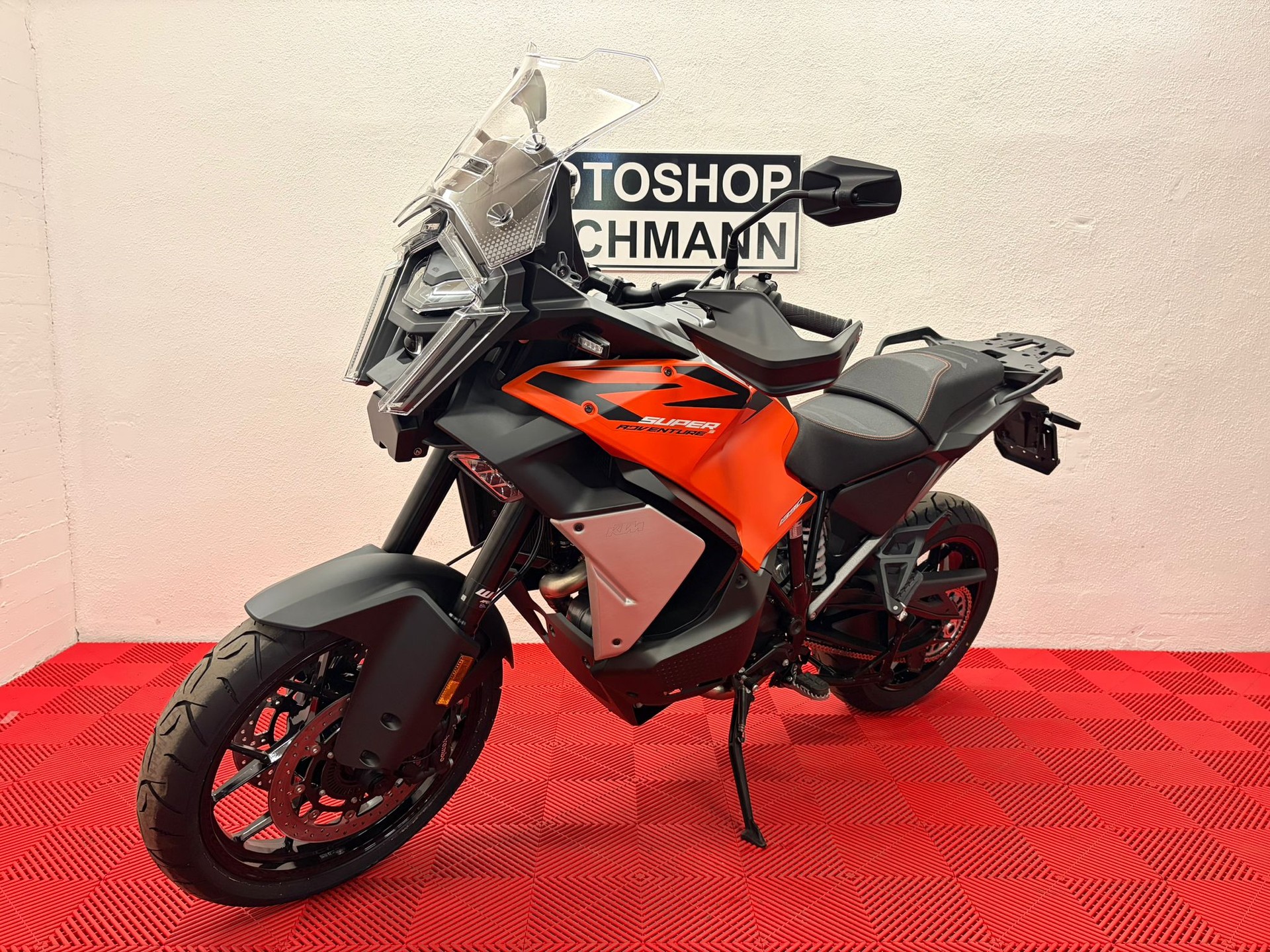 KTM 1390 Super Adventure S EVO-showroom-element-2
