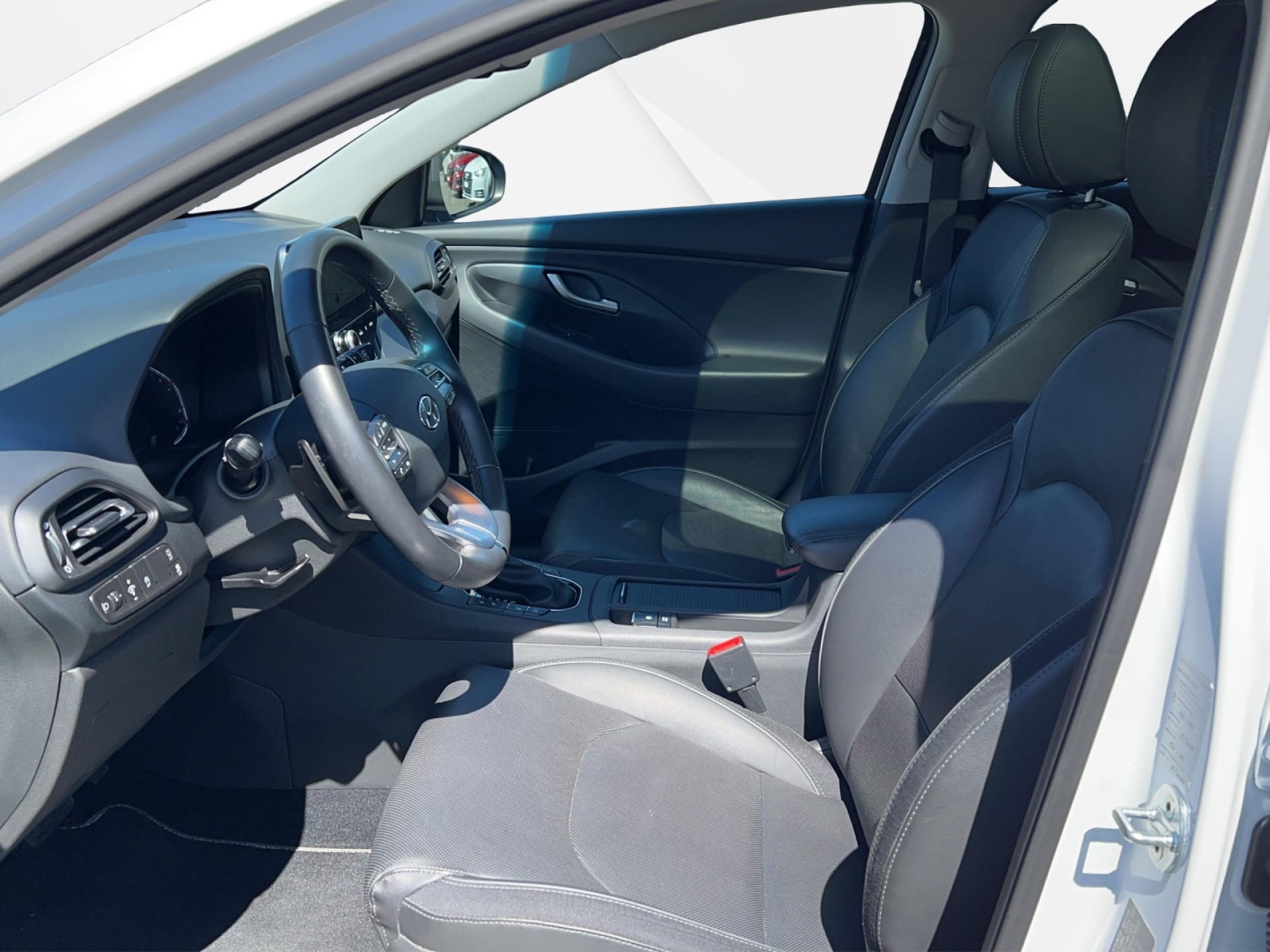 HYUNDAI i30 Wagon 1.5 T-GDi Vertex-image-4