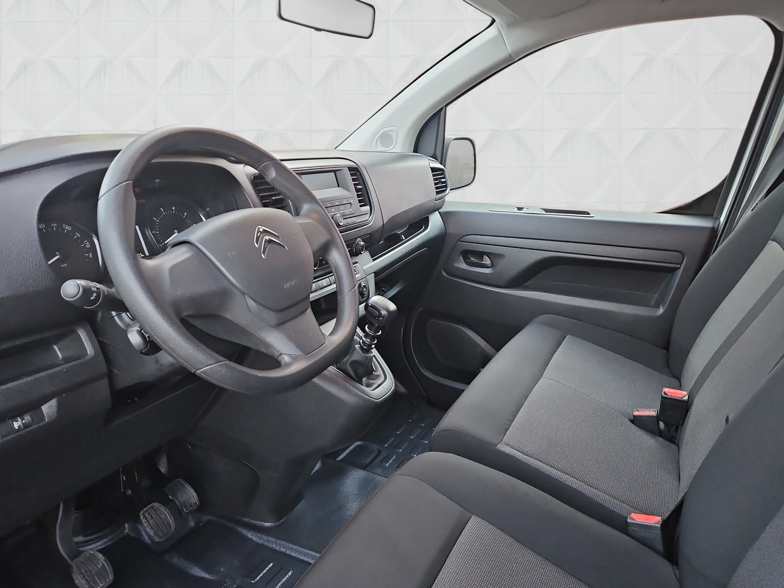 CITROEN Jumpy 1.5 BlueHDi 100 M Swiss Edition BVM6-image-8