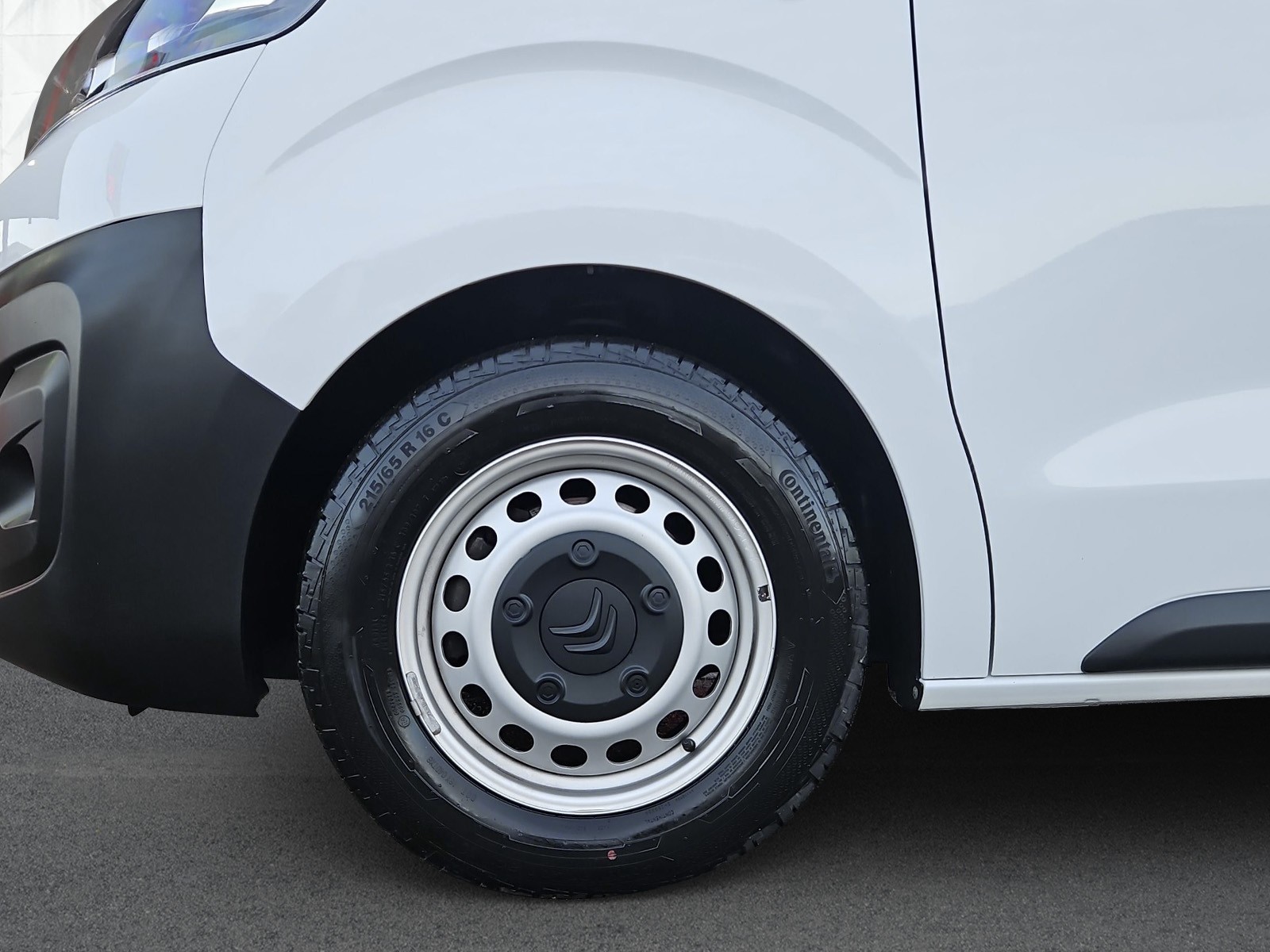 CITROEN Jumpy 1.5 BlueHDi 100 M Swiss Edition BVM6-image-7
