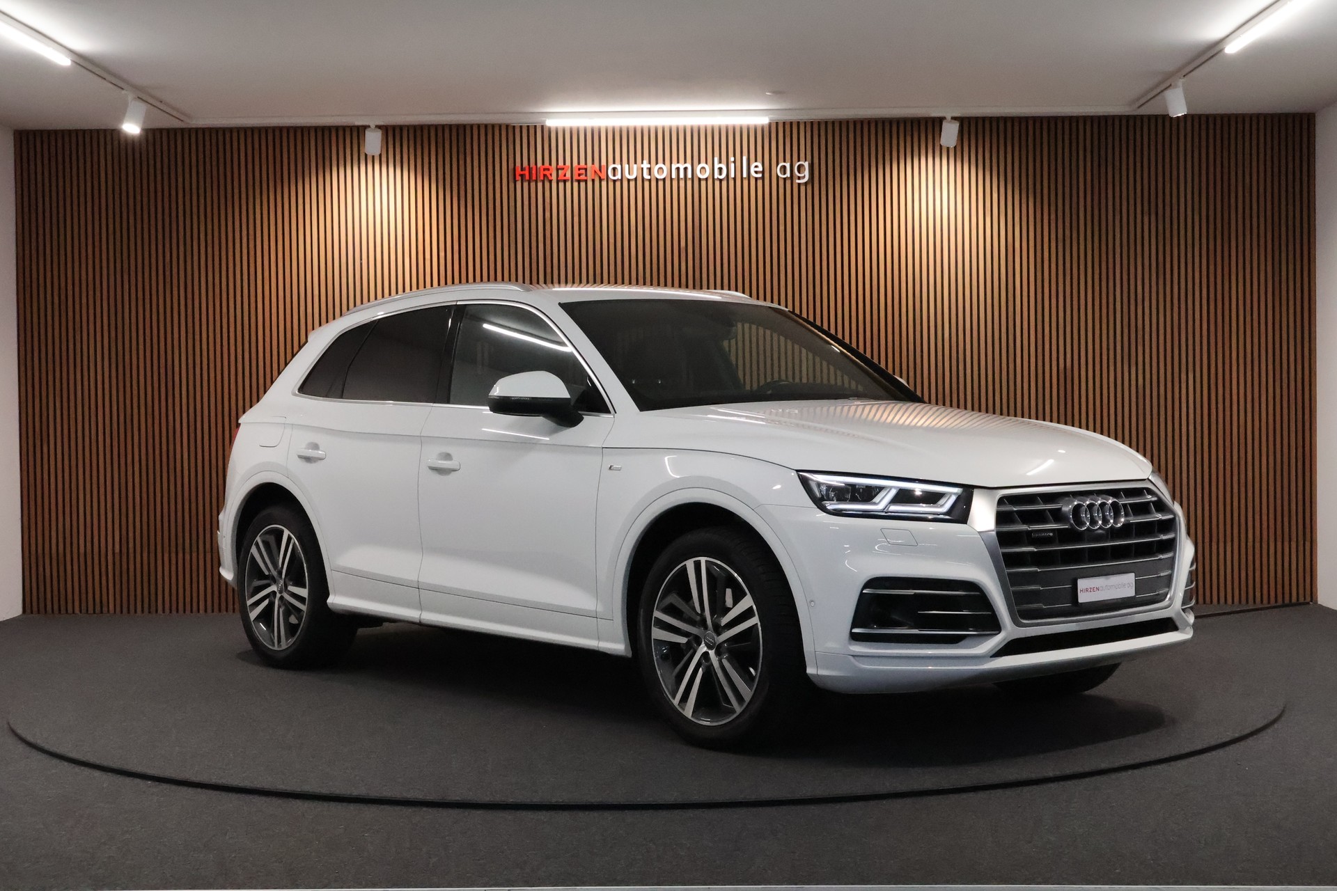 AUDI Q5 2.0 TDI sport quattro S-tronic-image-6