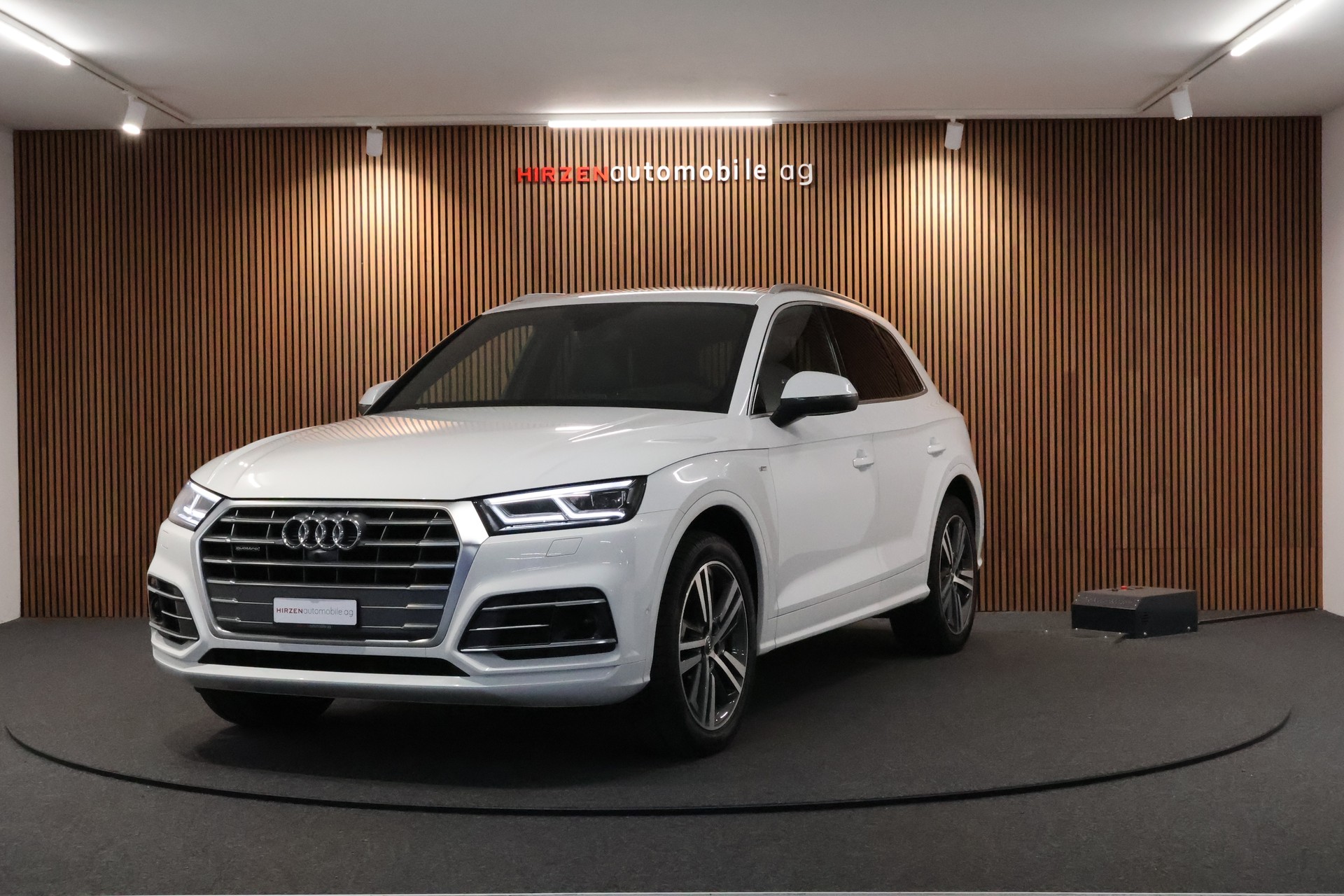 AUDI Q5 2.0 TDI sport quattro S-tronic