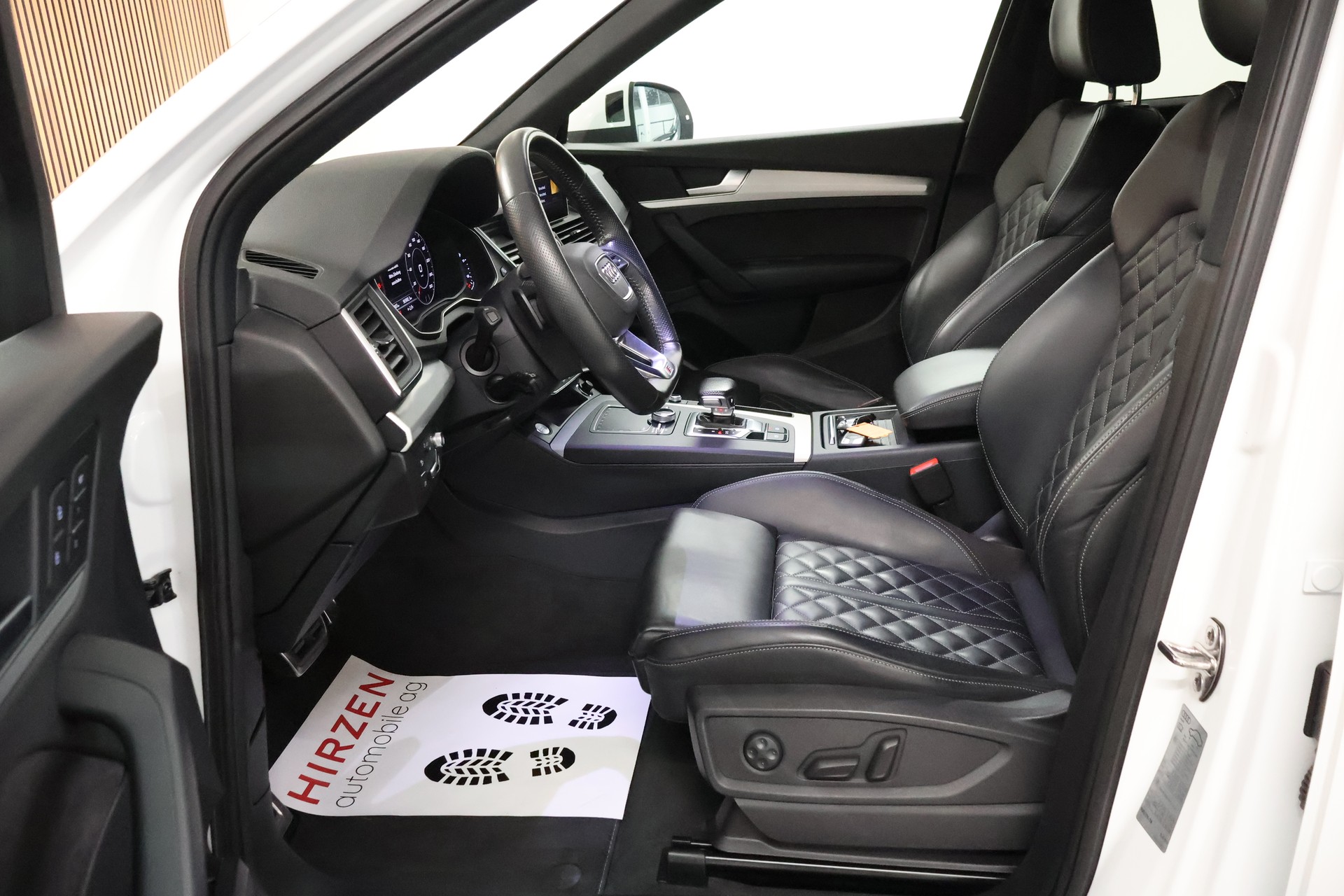 AUDI Q5 2.0 TDI sport quattro S-tronic-image-8