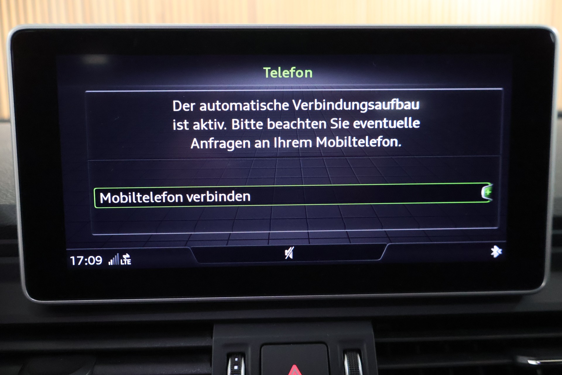 AUDI Q5 2.0 TDI sport quattro S-tronic-image-22