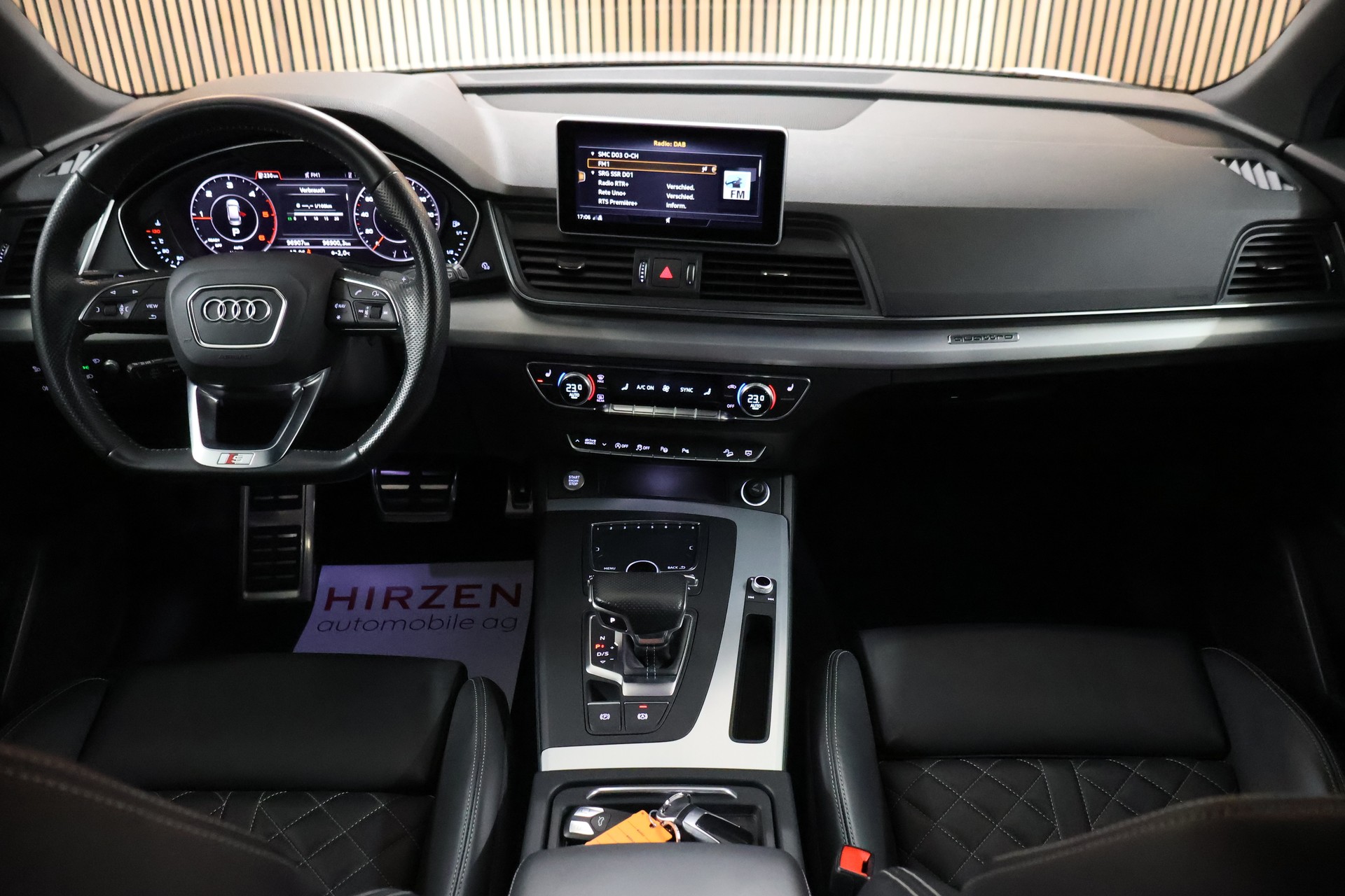 AUDI Q5 2.0 TDI sport quattro S-tronic-image-15