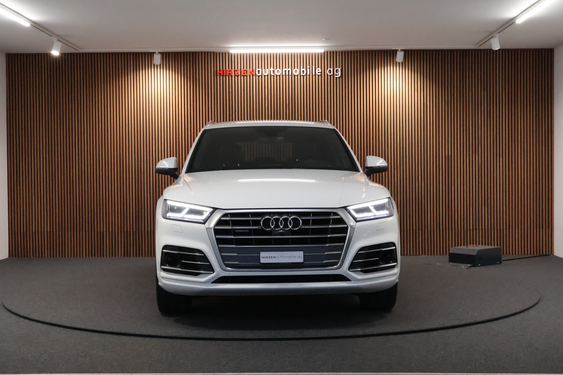 AUDI Q5 2.0 TDI sport quattro S-tronic-image-7