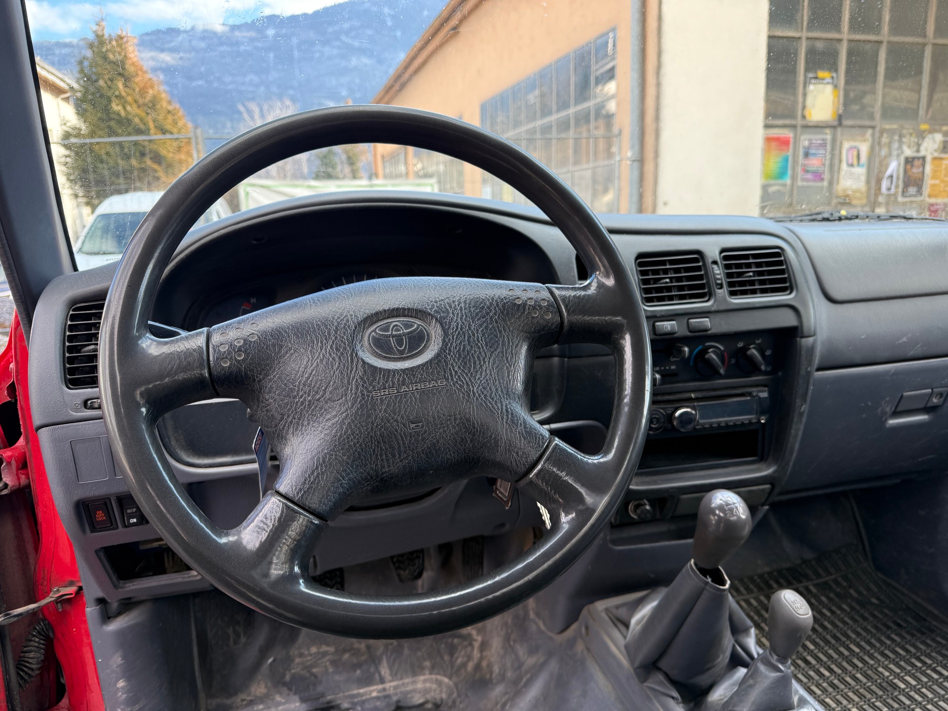 TOYOTA Hilux 4x4 2.5 D-4D-image-10