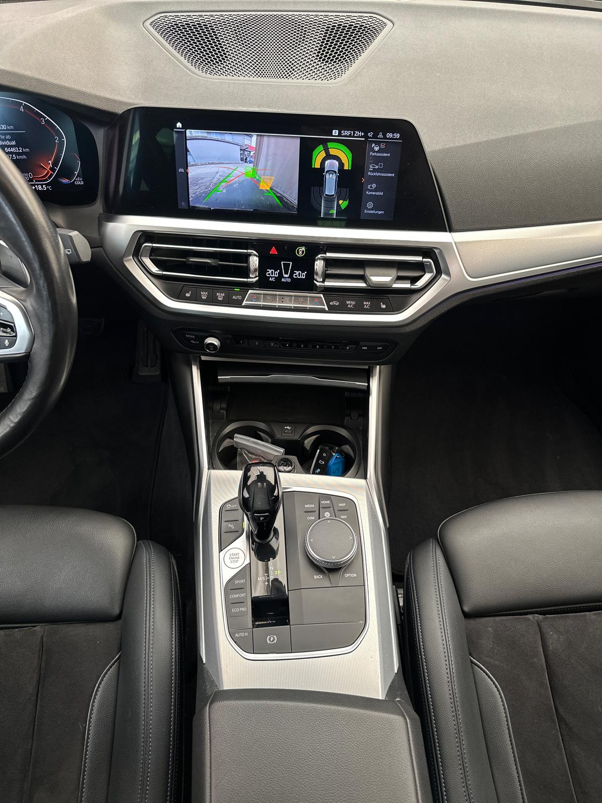 BMW 320d xDrive SAG Touring CH FAHRZEUG-image-13