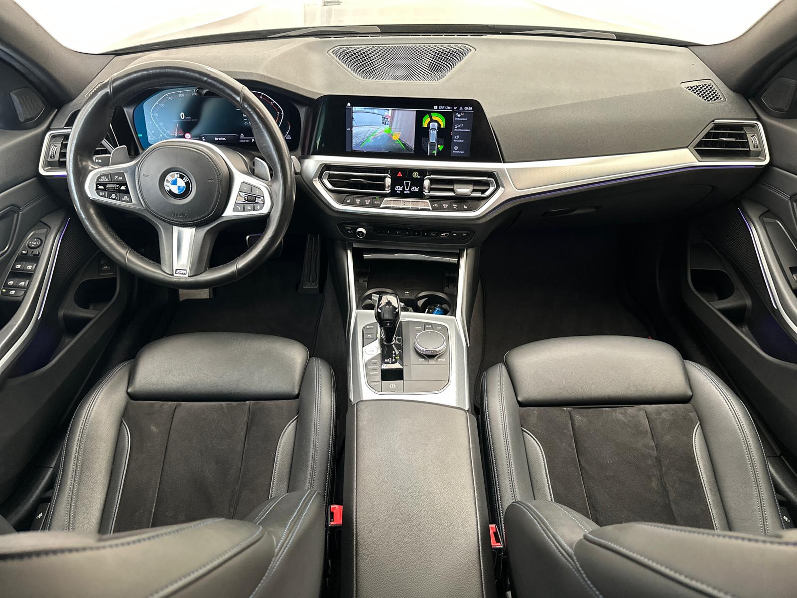 BMW 320d xDrive SAG Touring CH FAHRZEUG-image-12
