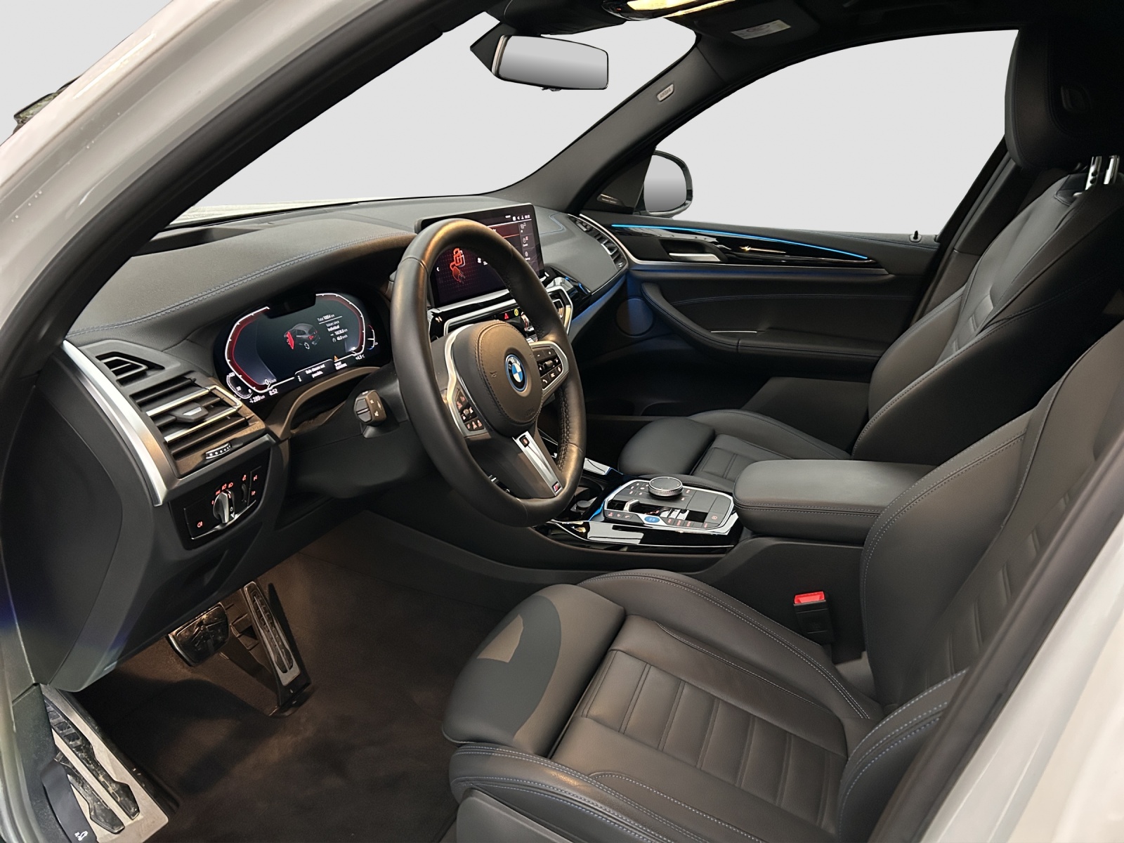 BMW iX3 Impressive - Head-up Display - Panoramadach-image-5