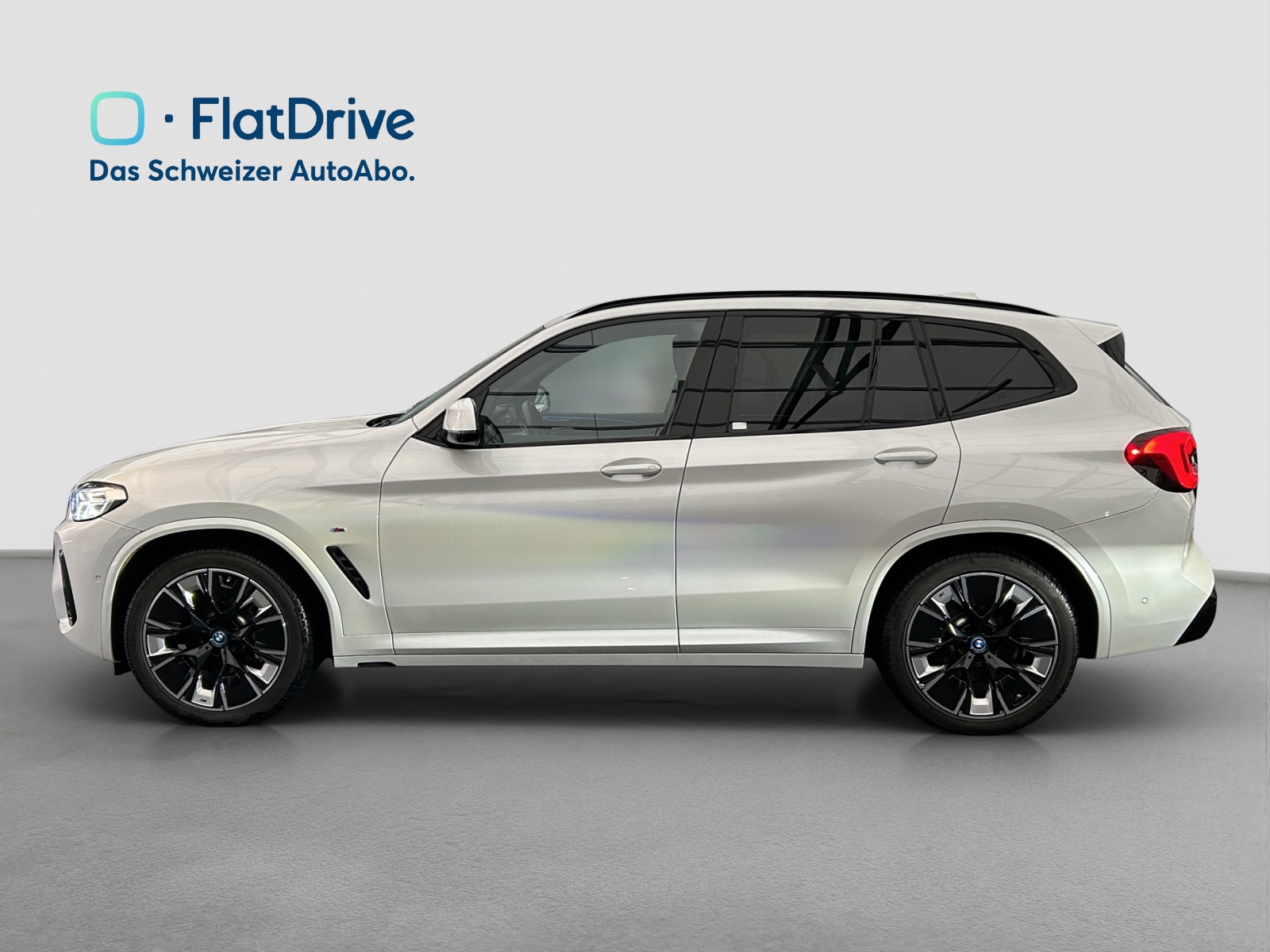 BMW iX3 Impressive - Head-up Display - Panoramadach-image-1