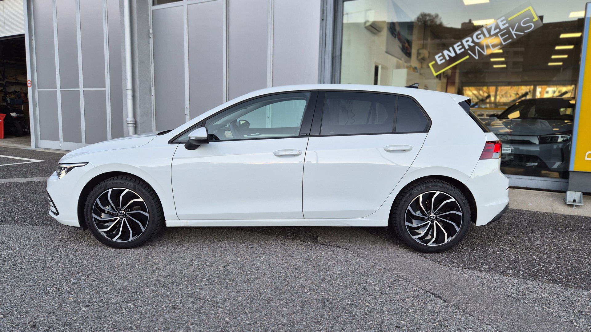 VW Golf 1.0 eTSI mHEV ACTLife DSG-image-4