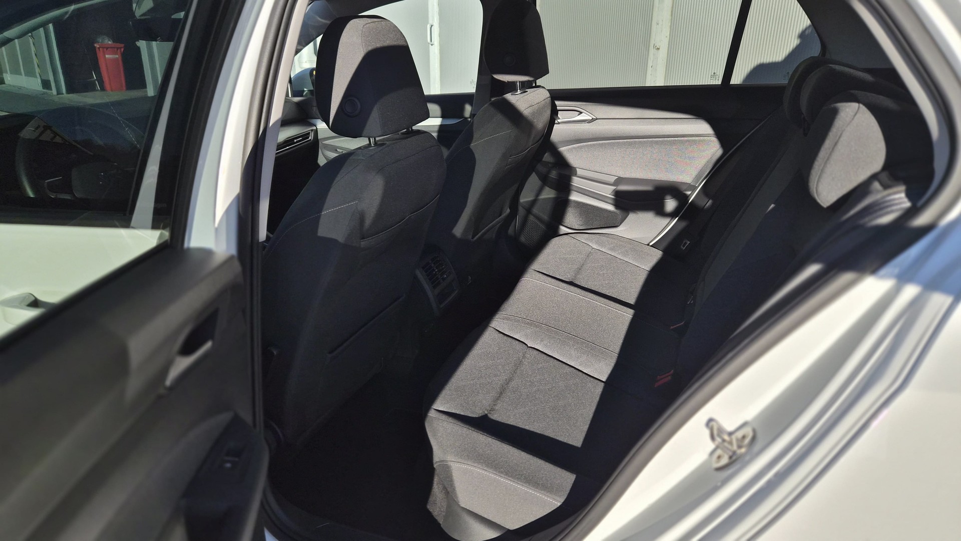 VW Golf 1.0 eTSI mHEV ACTLife DSG-image-14