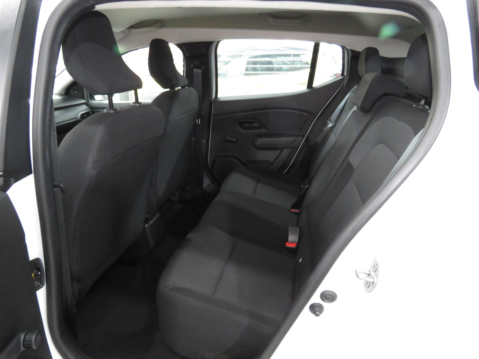 DACIA Sandero SCe 65 Essential-image-8
