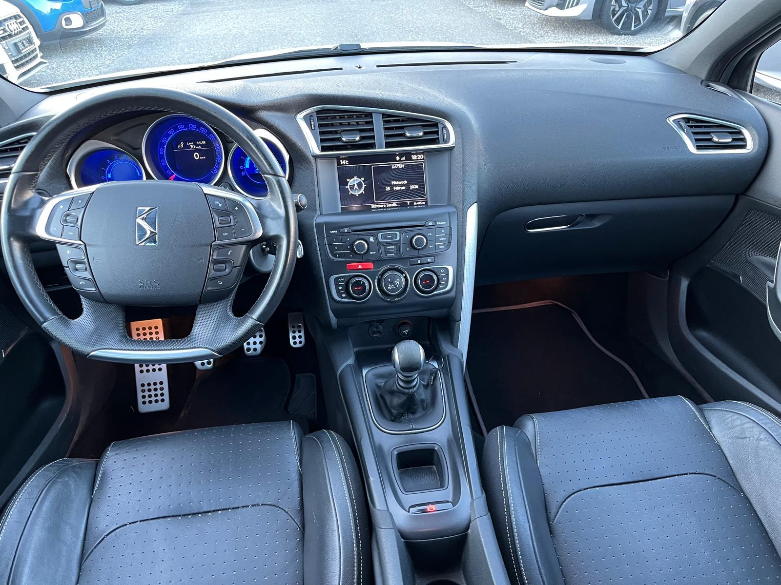 DS AUTOMOBILES 4 1.6 THP 200 Sport Chic-image-8