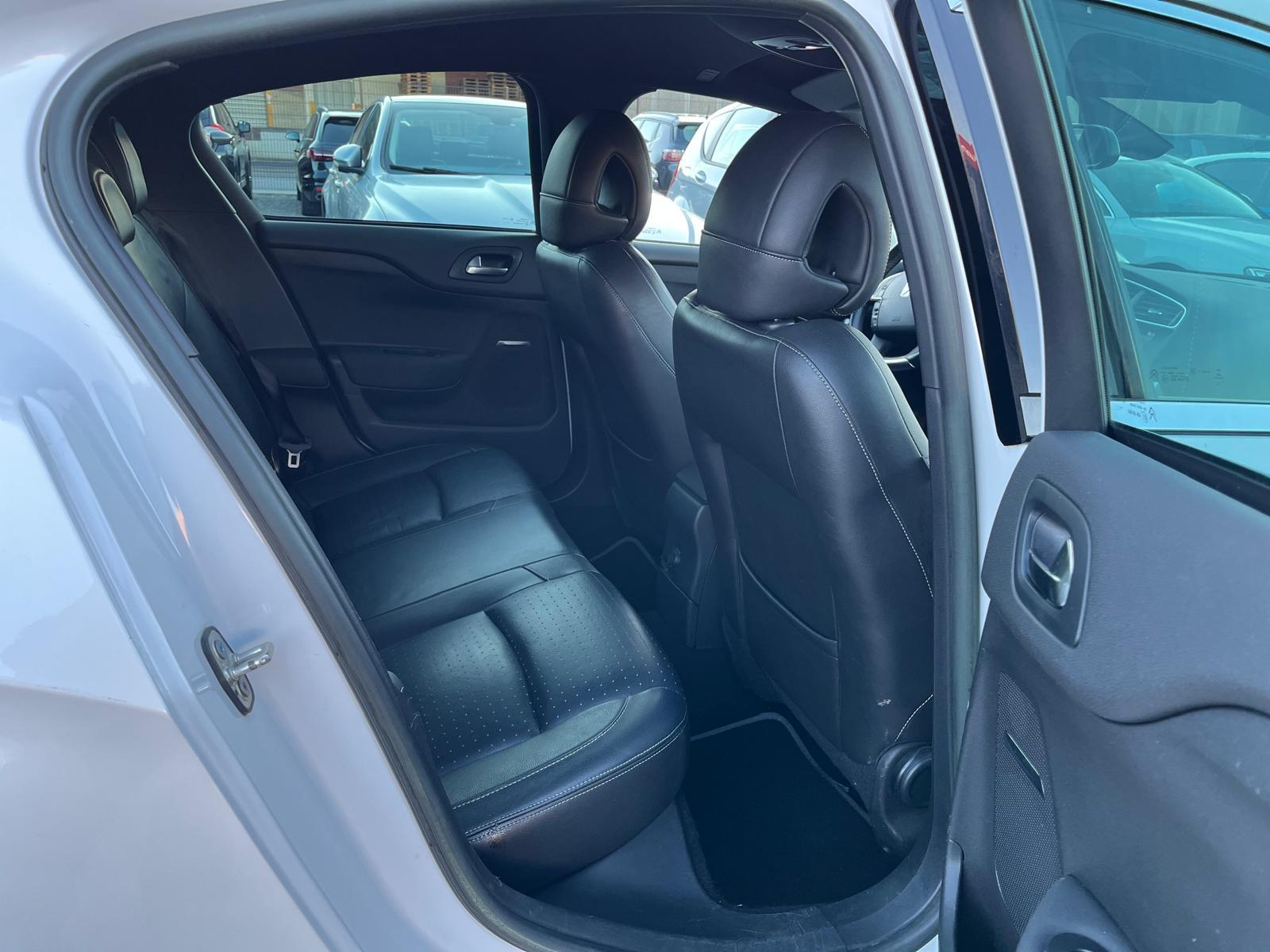 DS AUTOMOBILES 4 1.6 THP 200 Sport Chic-image-10