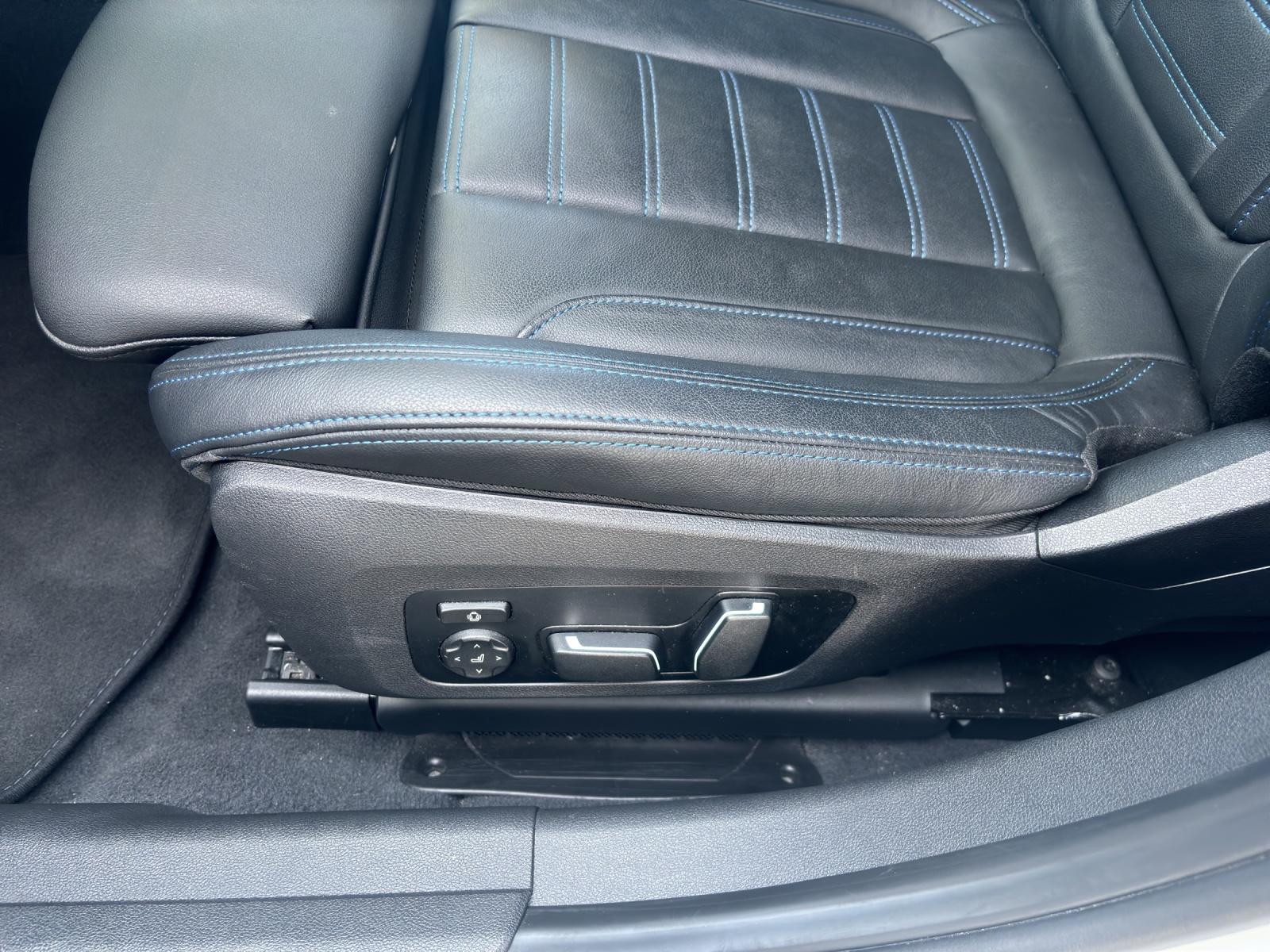 BMW 320d xDrive SAG Touring-image-21