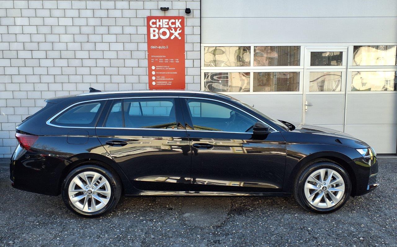 SKODA Octavia Combi 1.5 TSI Selection DSG-image-7