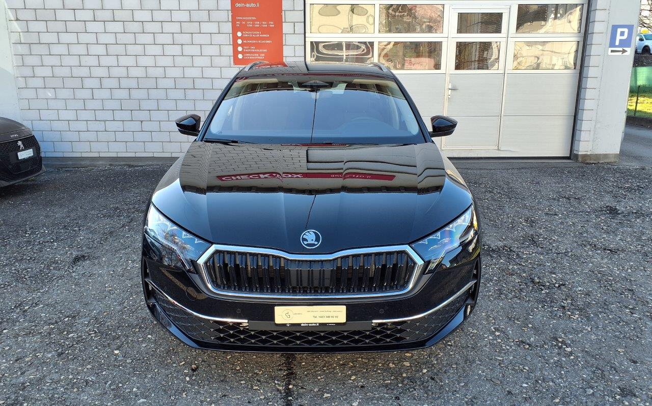 SKODA Octavia Combi 1.5 TSI Selection DSG-showroom-element-1