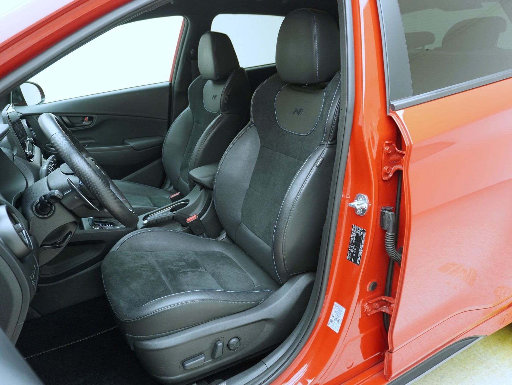 HYUNDAI Kona N 2.0 T-GDi-image-8