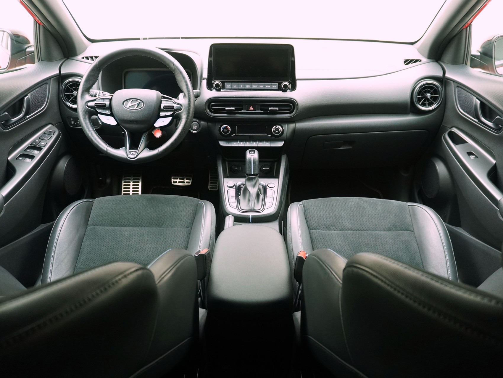 HYUNDAI Kona N 2.0 T-GDi-image-12