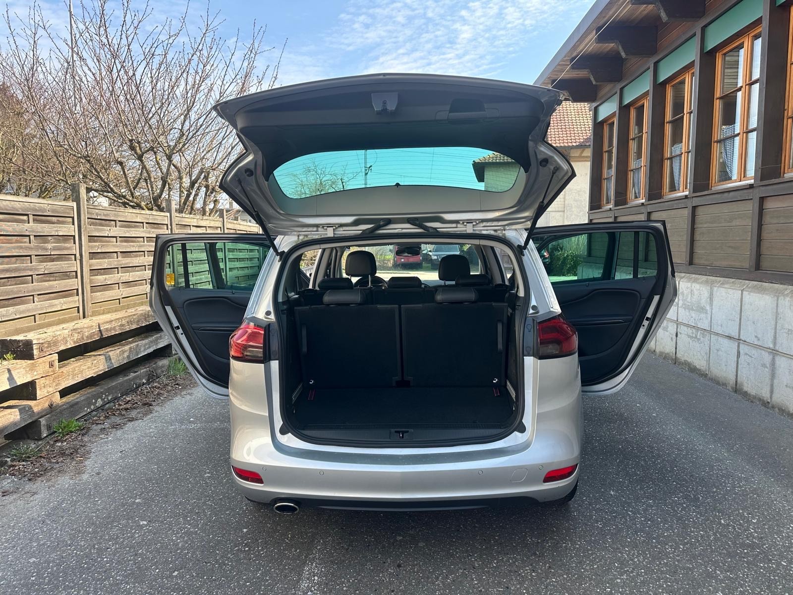 OPEL Zafira 2.0 CDTi Excellence-image-6
