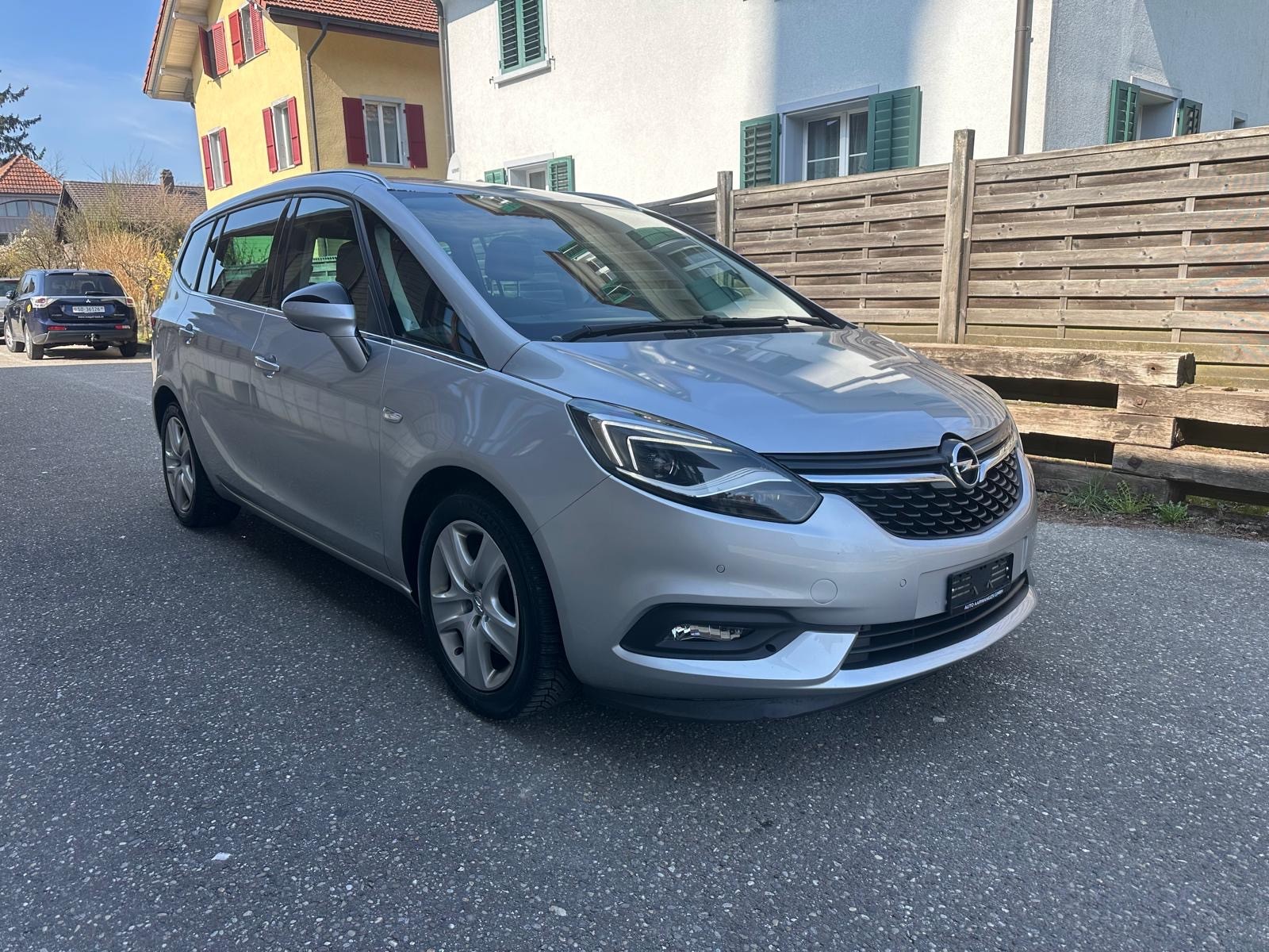 OPEL Zafira 2.0 CDTi Excellence-image-0