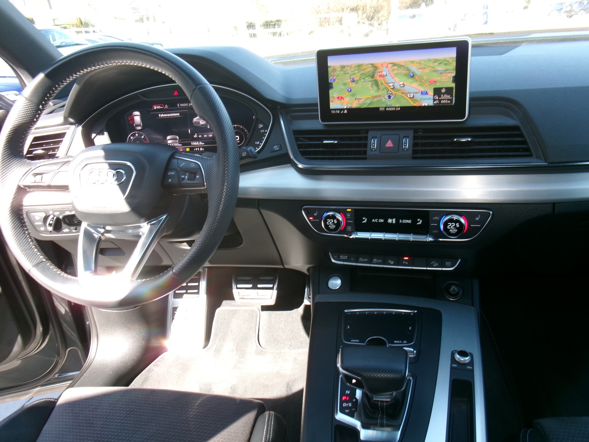 AUDI Q5 2.0 TDI sport quattro S-tronic-image-4