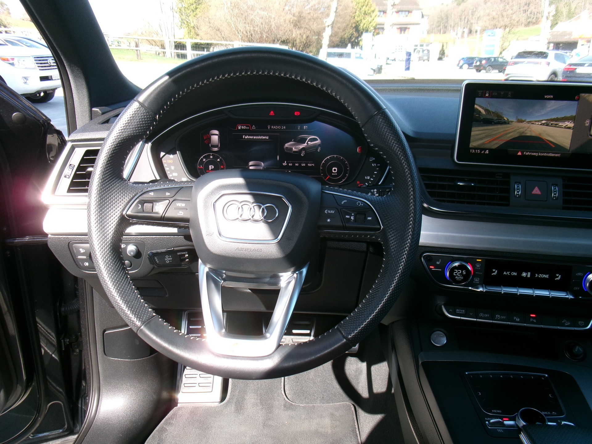 AUDI Q5 2.0 TDI sport quattro S-tronic-showroom-element-3