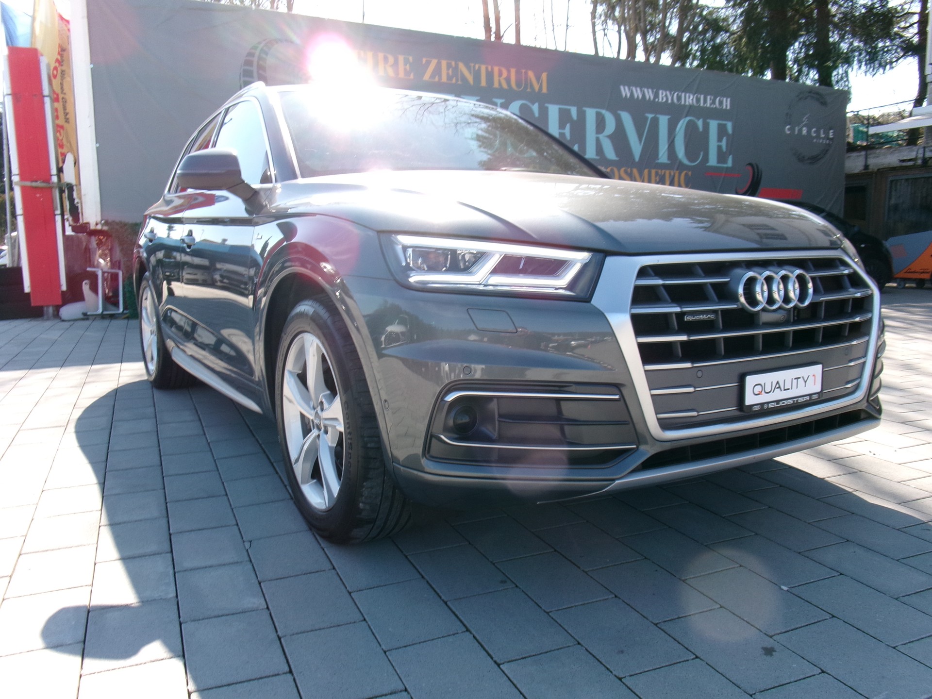 AUDI Q5 2.0 TDI sport quattro S-tronic-showroom-element-1