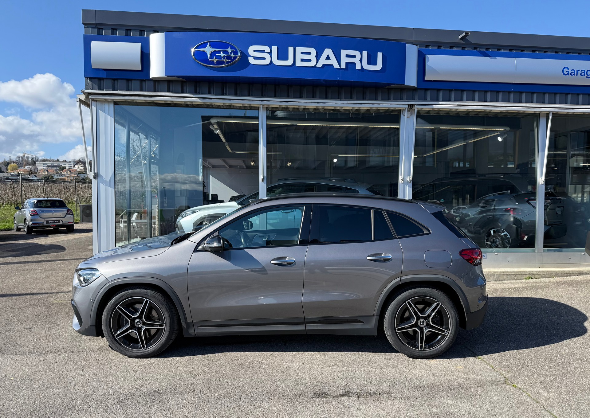 MERCEDES-BENZ GLA 250 4Matic AMG Line 8G-DCT-image-3