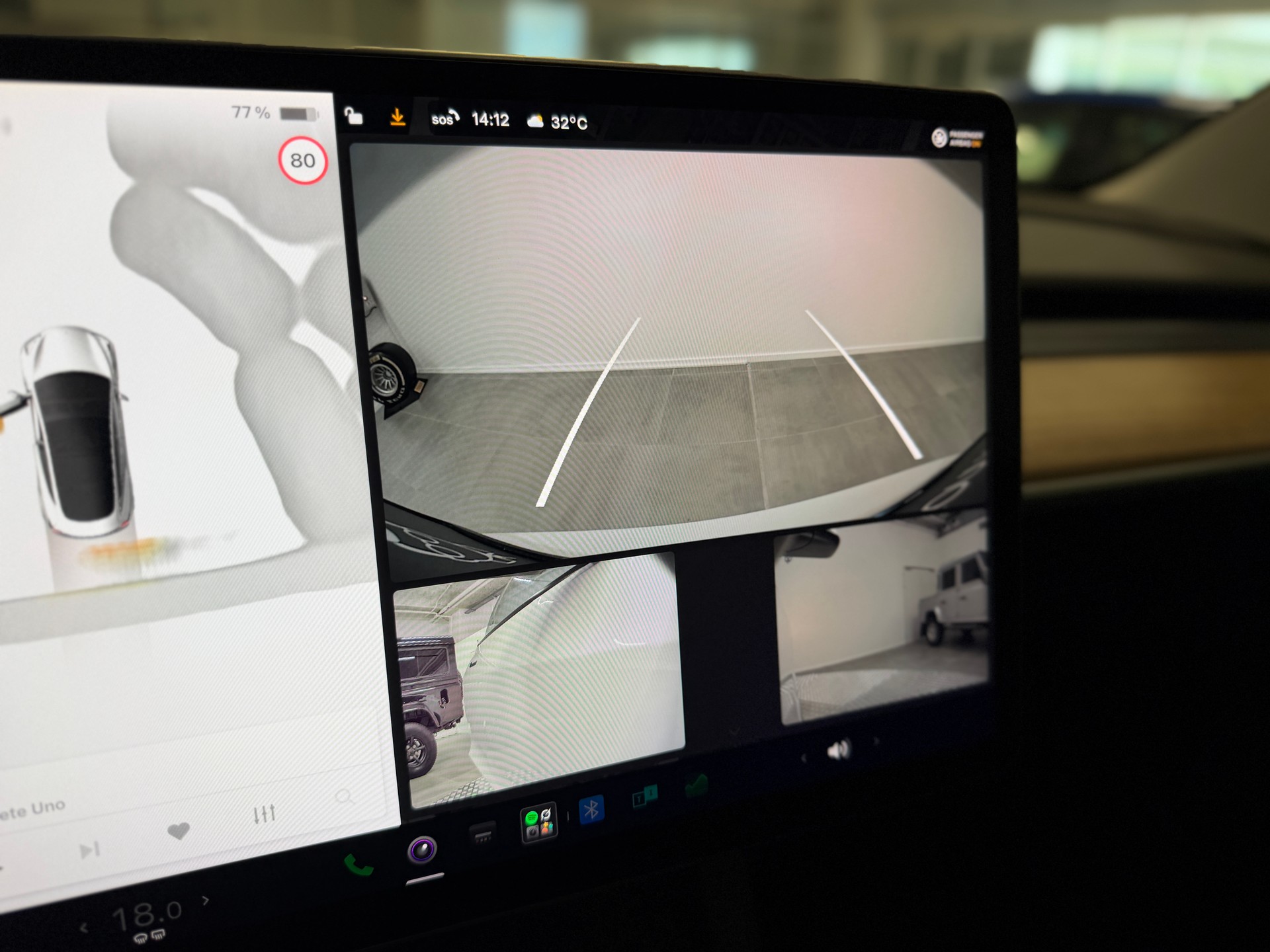 TESLA Model 3-image-9