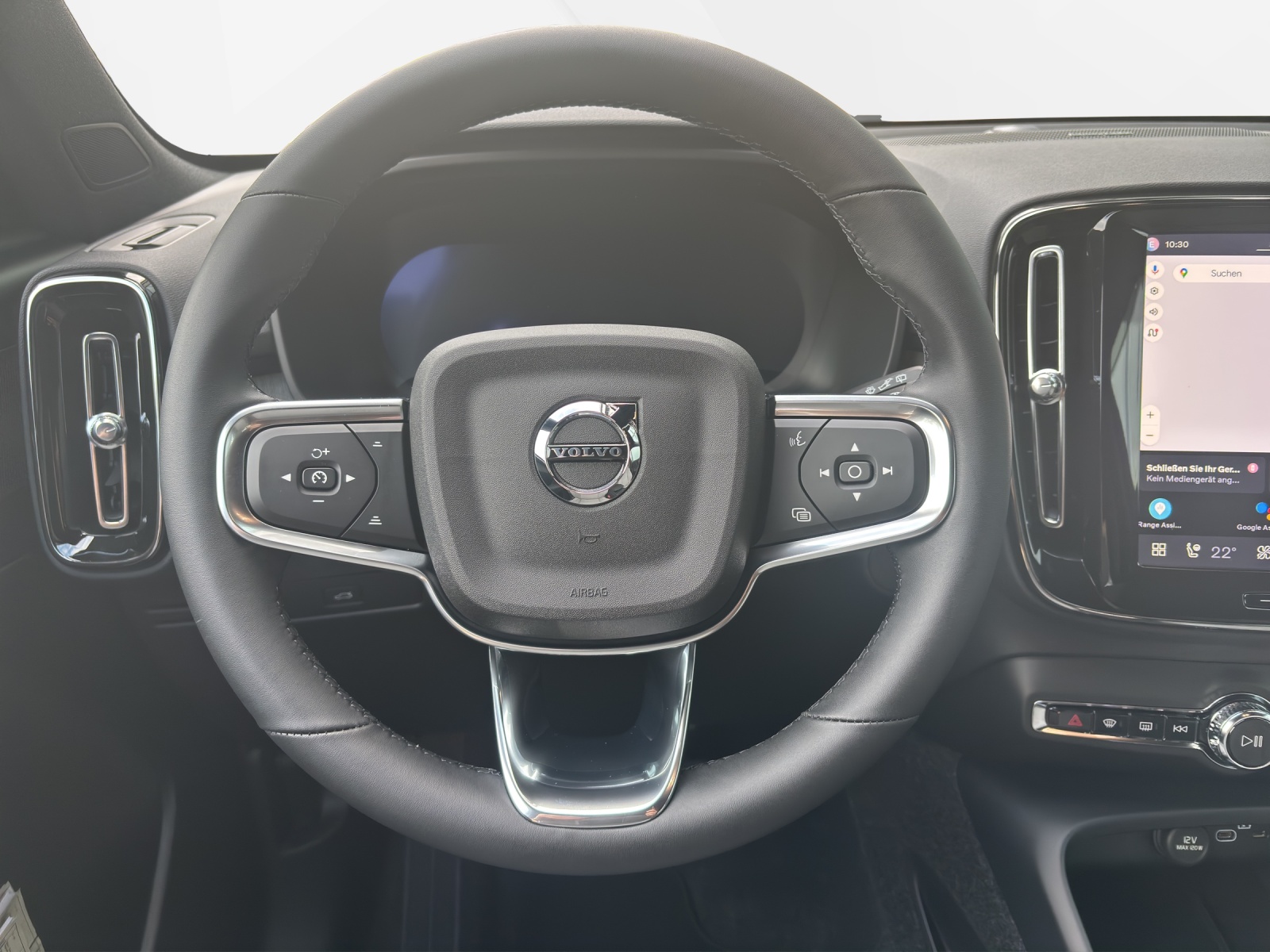 VOLVO EX40 Core Single Motor RWD-image-7