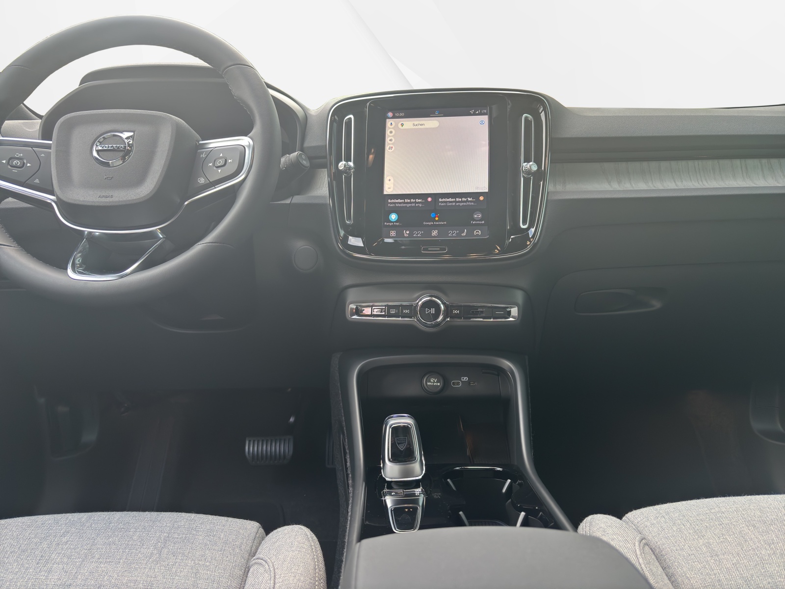 VOLVO EX40 Core Single Motor RWD-image-8