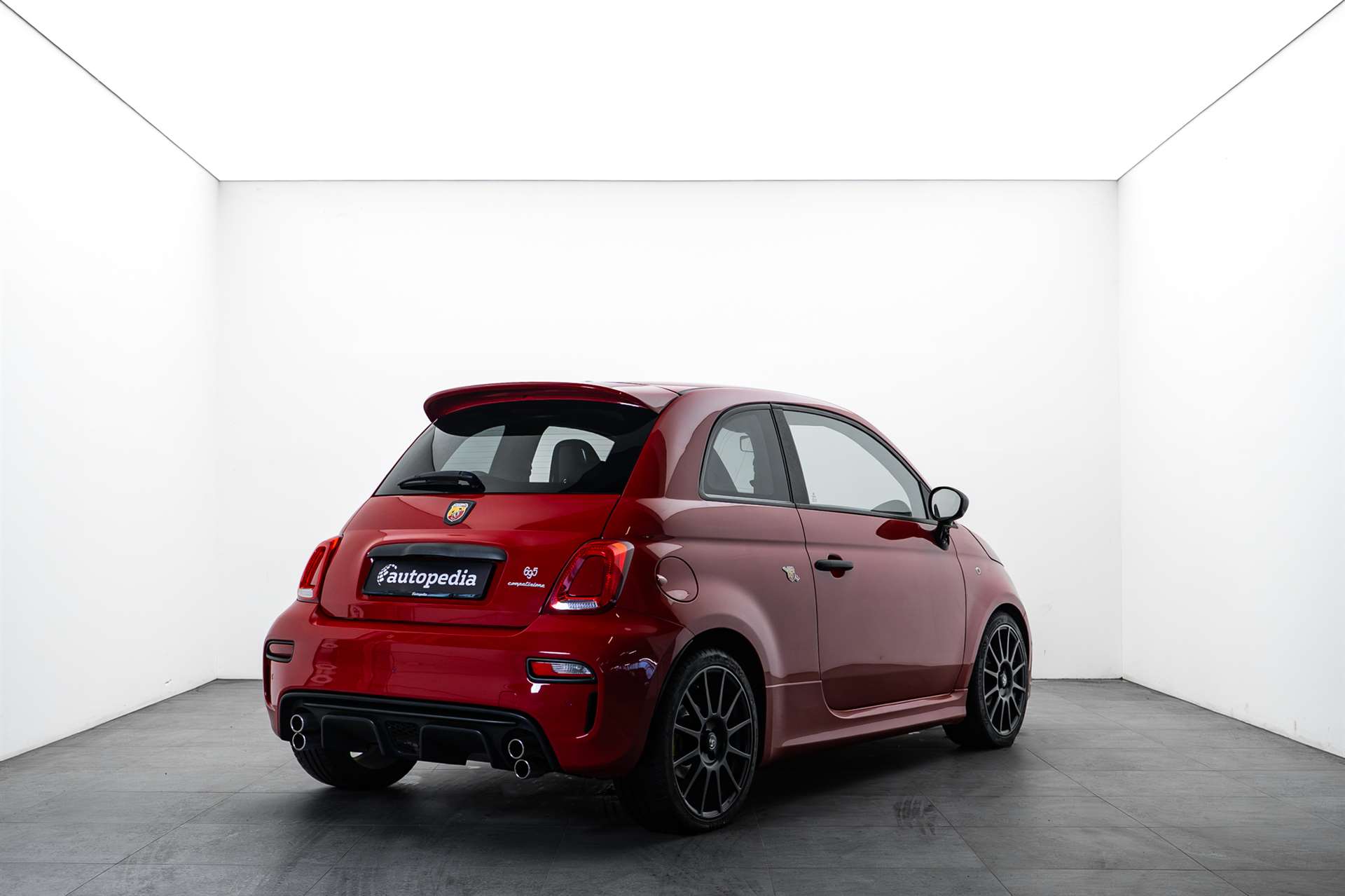 FIAT 695 1.4 16V Turbo Abarth Competizione-image-2