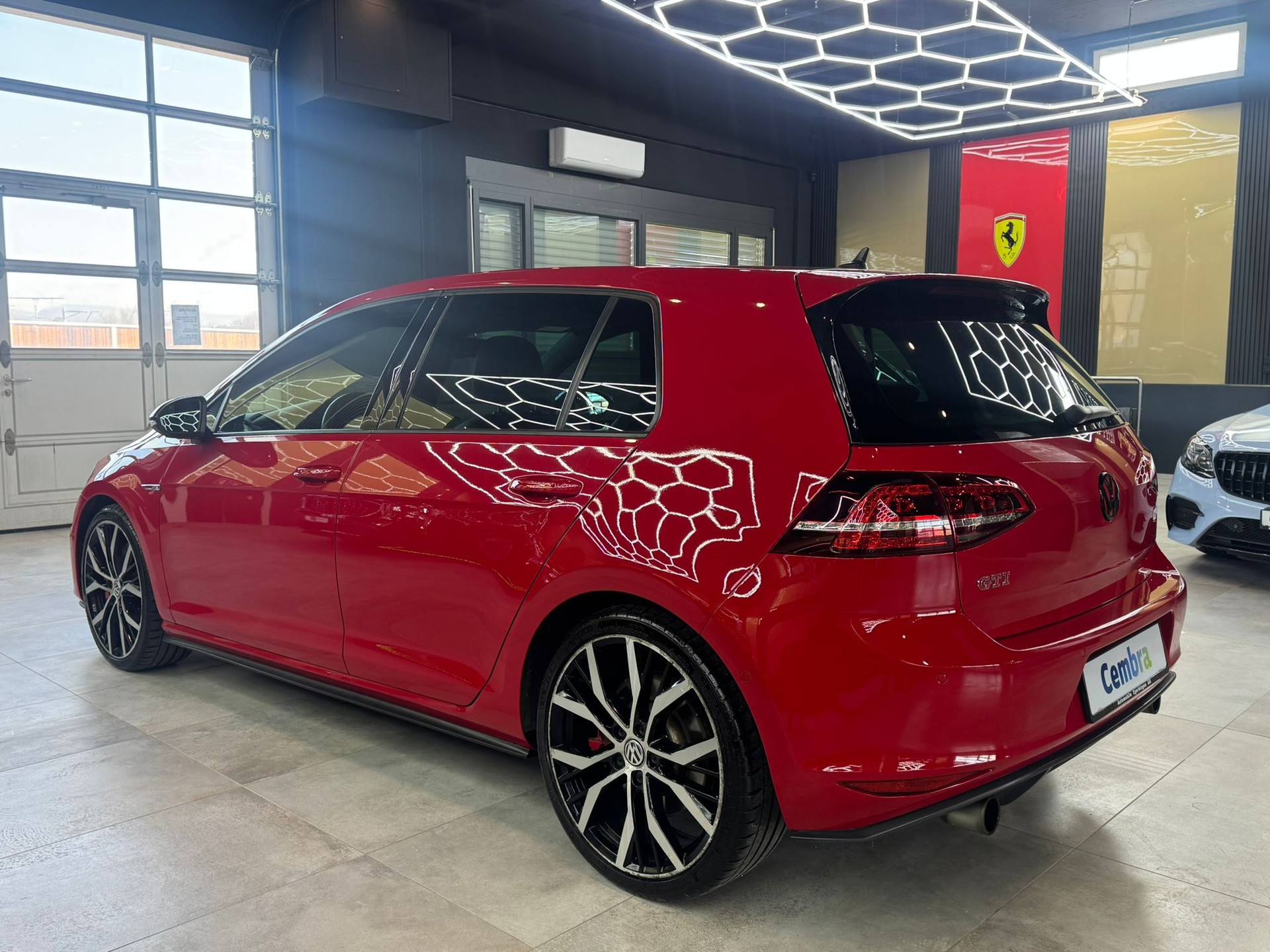 VW Golf 2.0 TSI GTI Performance DSG-image-6