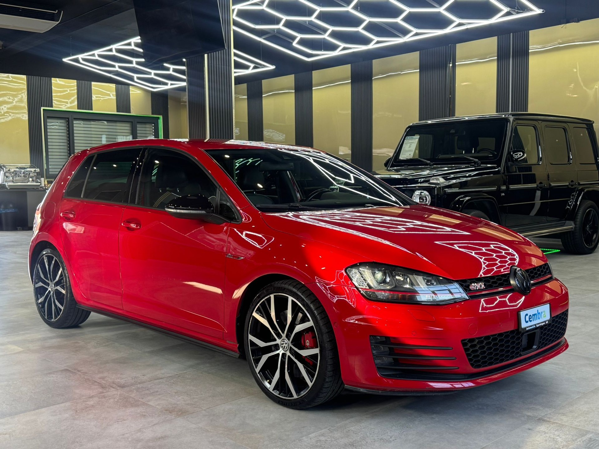 VW Golf 2.0 TSI GTI Performance DSG-image-2