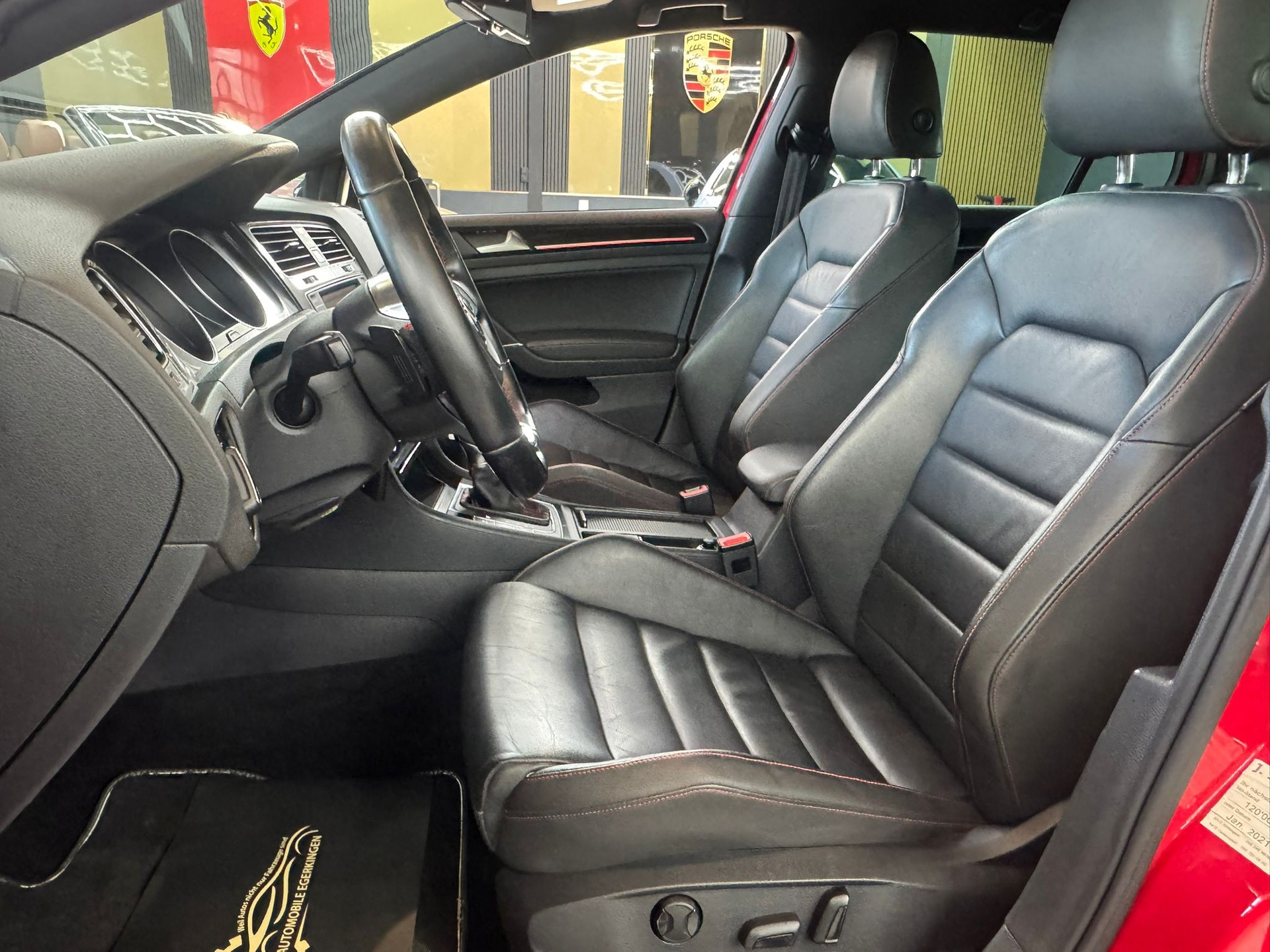 VW Golf 2.0 TSI GTI Performance DSG-image-9