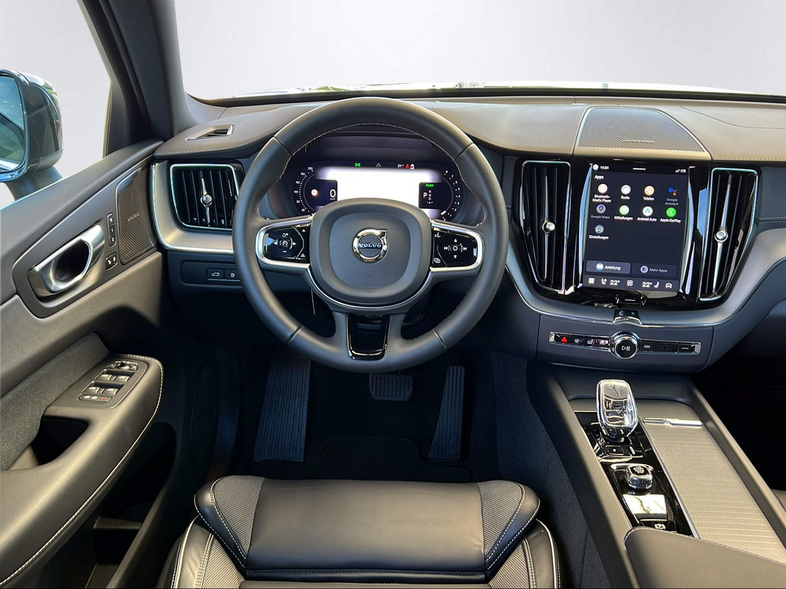 VOLVO XC60 2.0 T6 TE Ultimate Bright eAWD-image-12