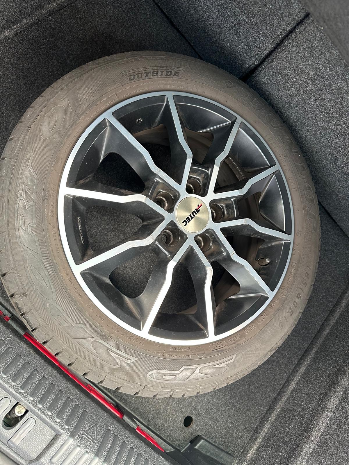 VW Polo 1.4 16V Team-image-4