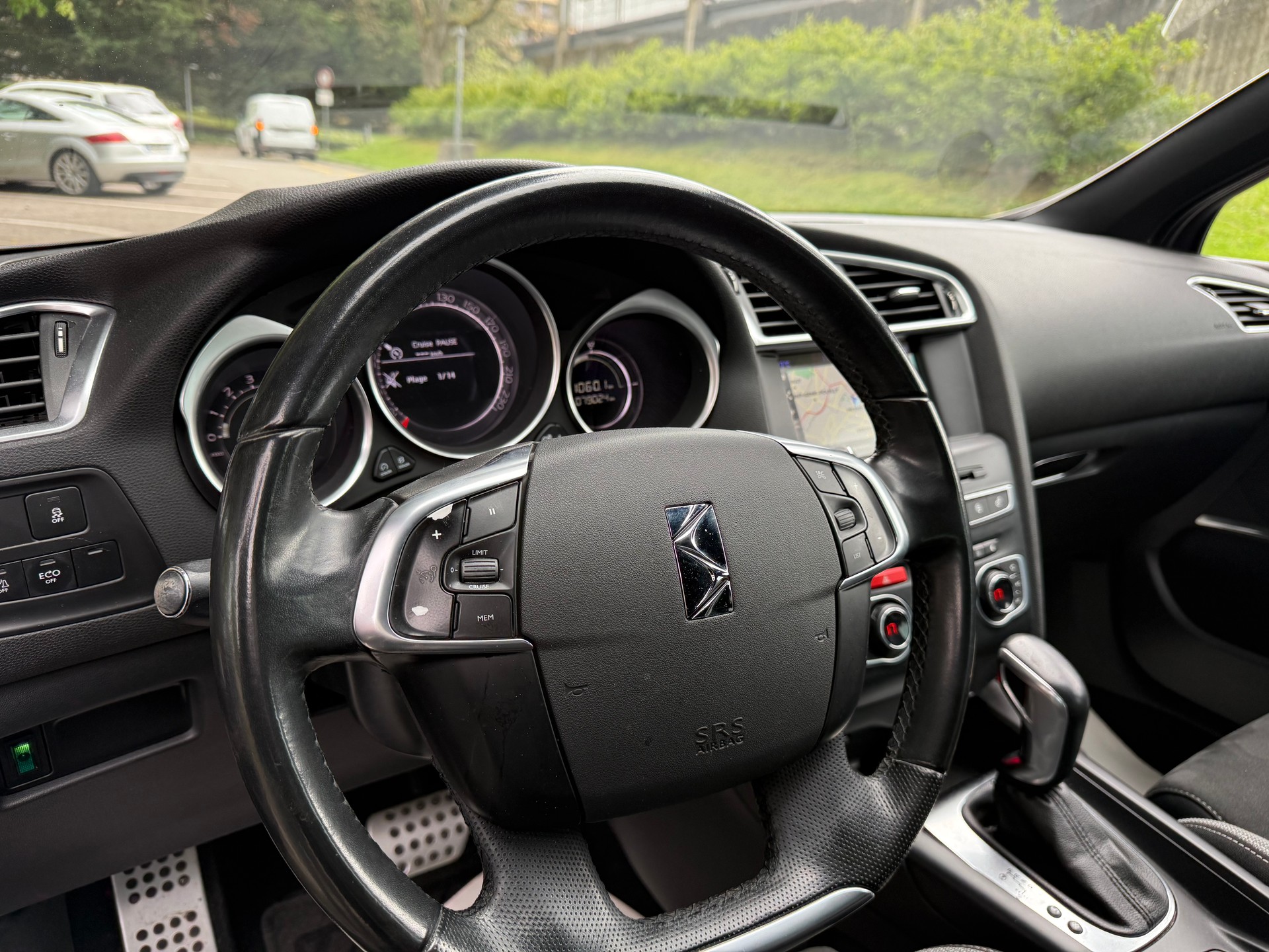 DS AUTOMOBILES DS 4 1.6 BlueHDi SO Chic Automatic-image-10