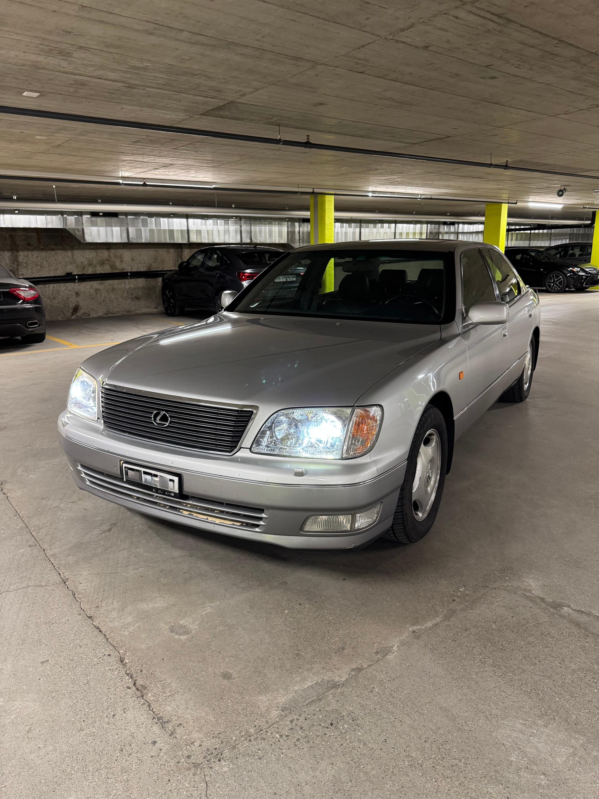 LEXUS LS 400 Automatic-image-1
