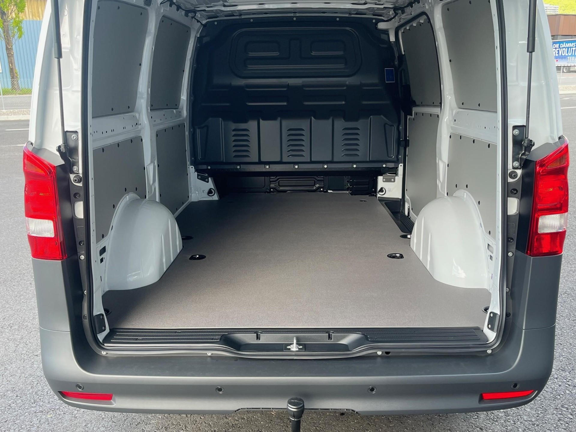 MERCEDES-BENZ Vito 114 Kaw. L 2.0 CDI Pro Worker 4Matic-image-8
