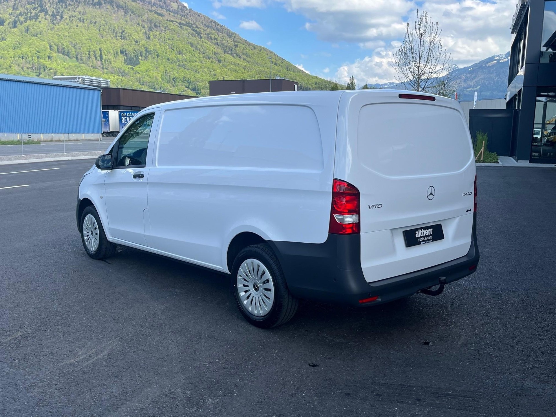 MERCEDES-BENZ Vito 114 Kaw. L 2.0 CDI Pro Worker 4Matic-image-4