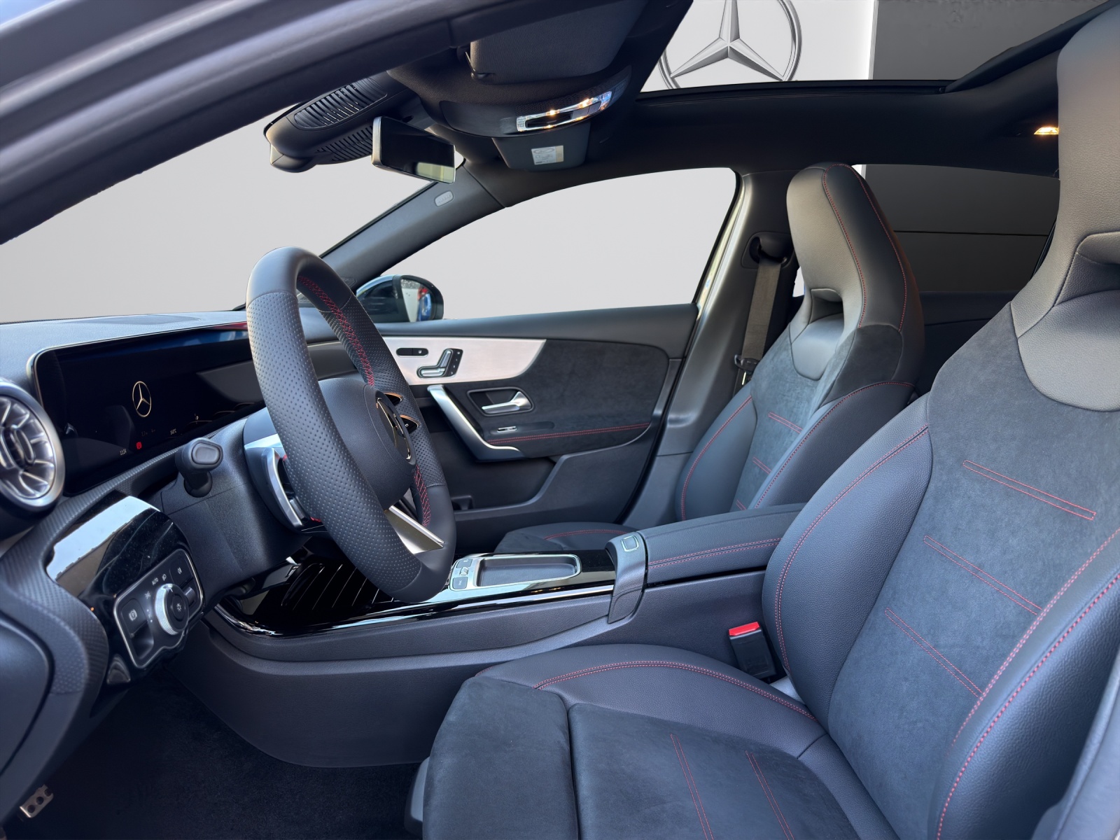MERCEDES-BENZ A 180 d 8G-DCT-image-7