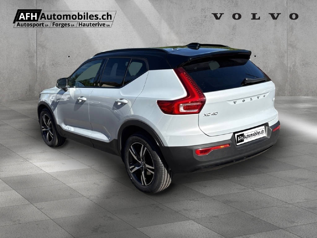 VOLVO XC40 T5 TwE R-Design-image-6